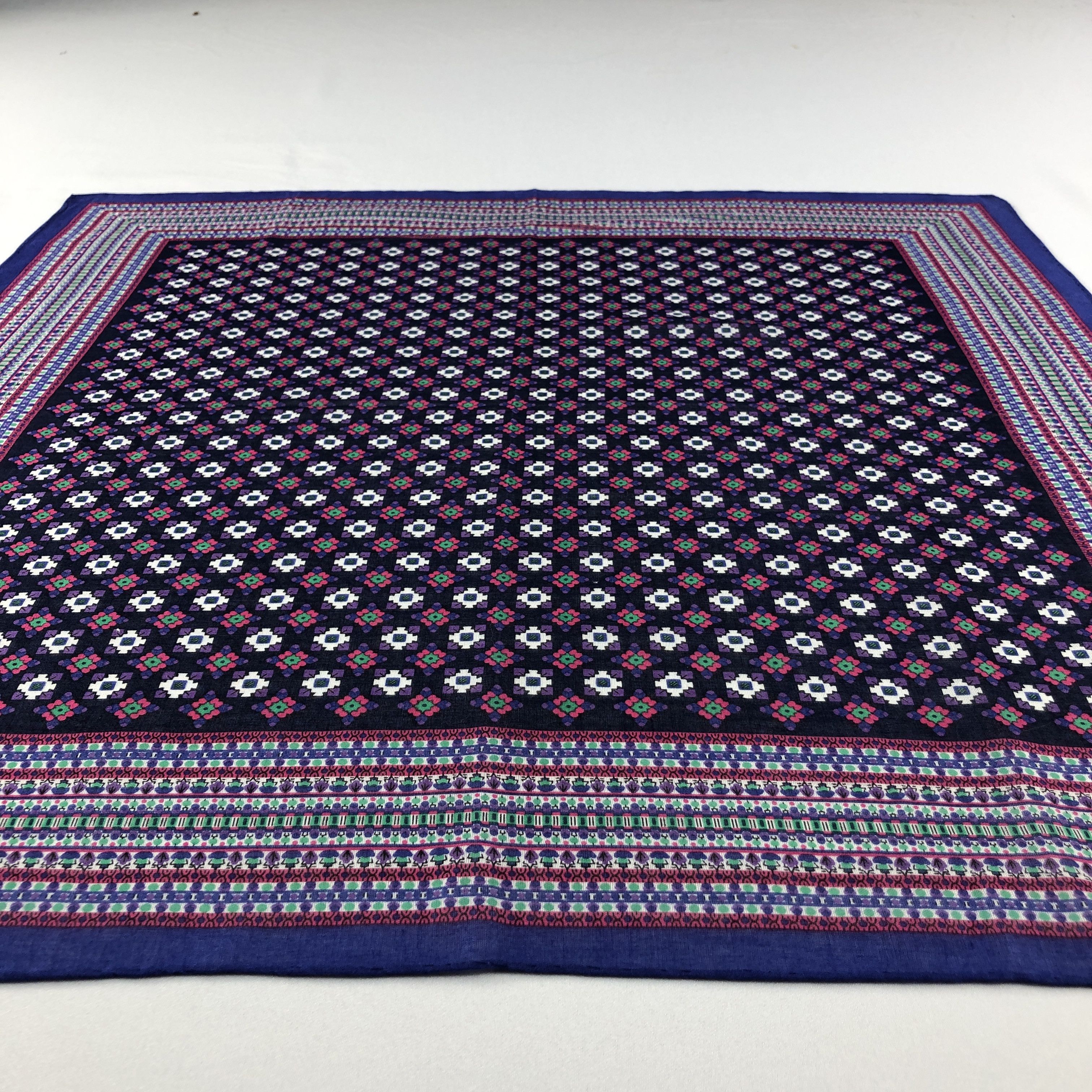 Yves Saint Laurent YSL Geometric Handkerchief Neckerchief Bandana H2875 Size ONE SIZE - 4 Thumbnail