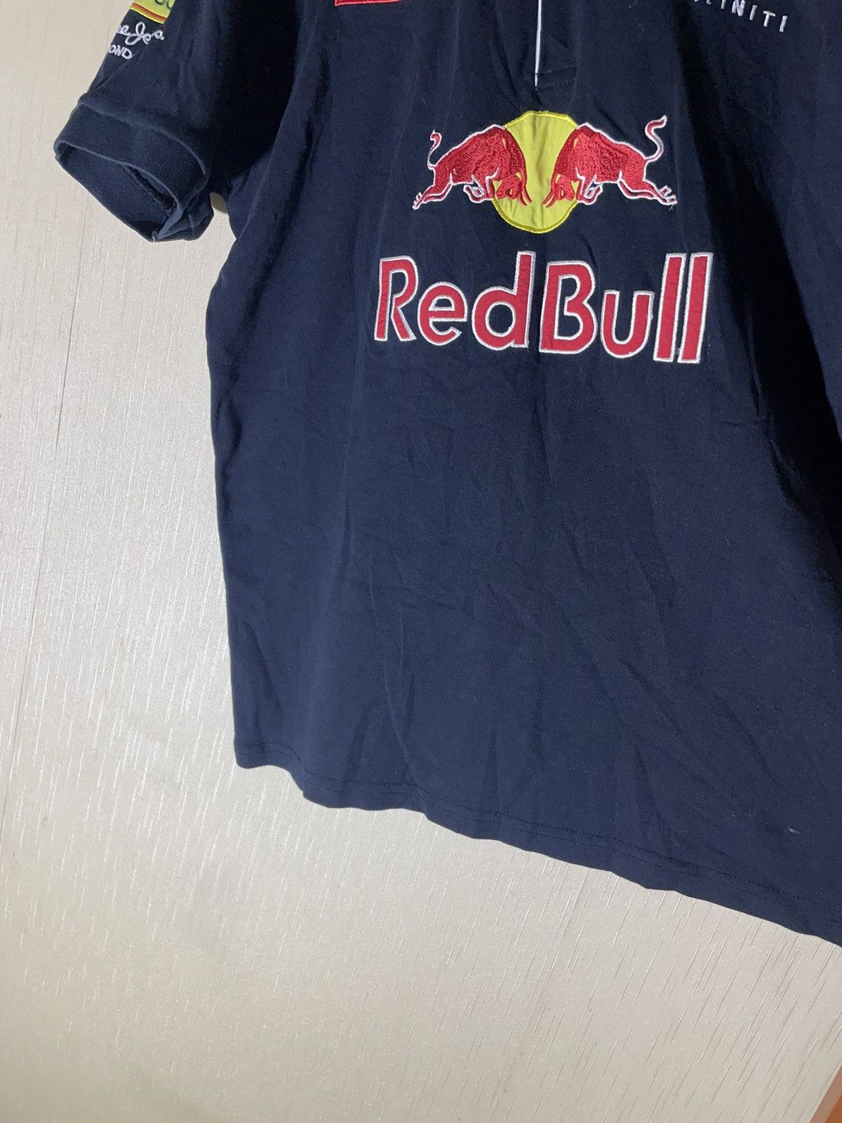 Vintage Infiniti red bull vintage racing T shirt streetwear Size US XL / EU 56 / 4 - 10 Thumbnail