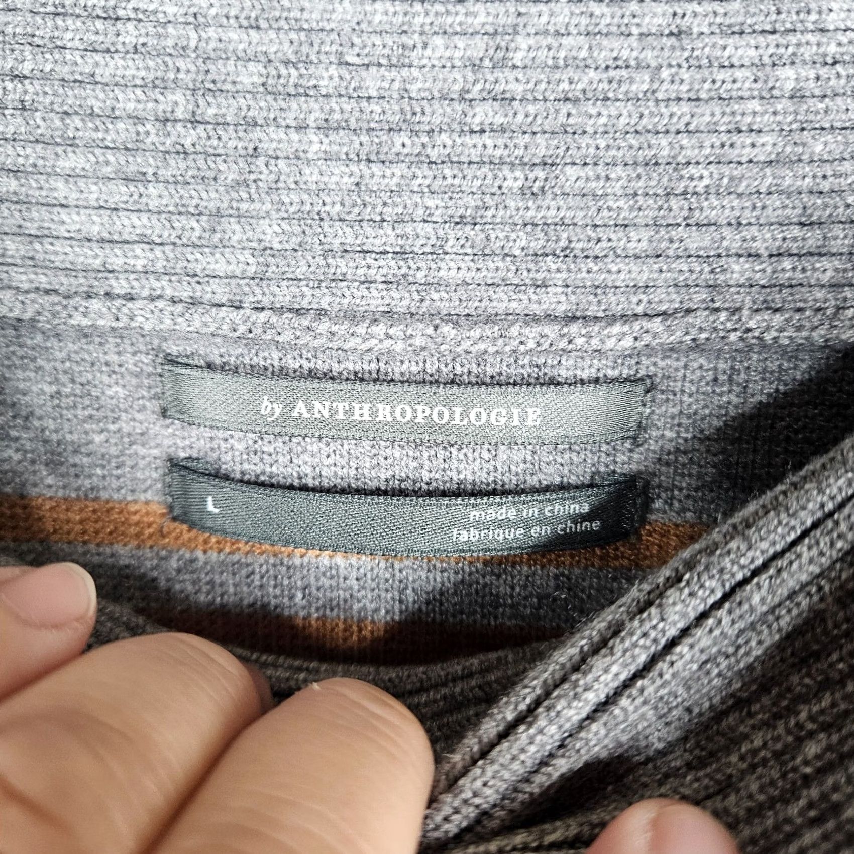 Anthropologie Anthropologie Women’s Off Shoulder Gray Stripes Sweater Cardigan L Adult Regular Size Gray Striped Knit Shirt 90s Modern Mens Womens Girls Size L / US 10 / IT 46 - 6 Thumbnail