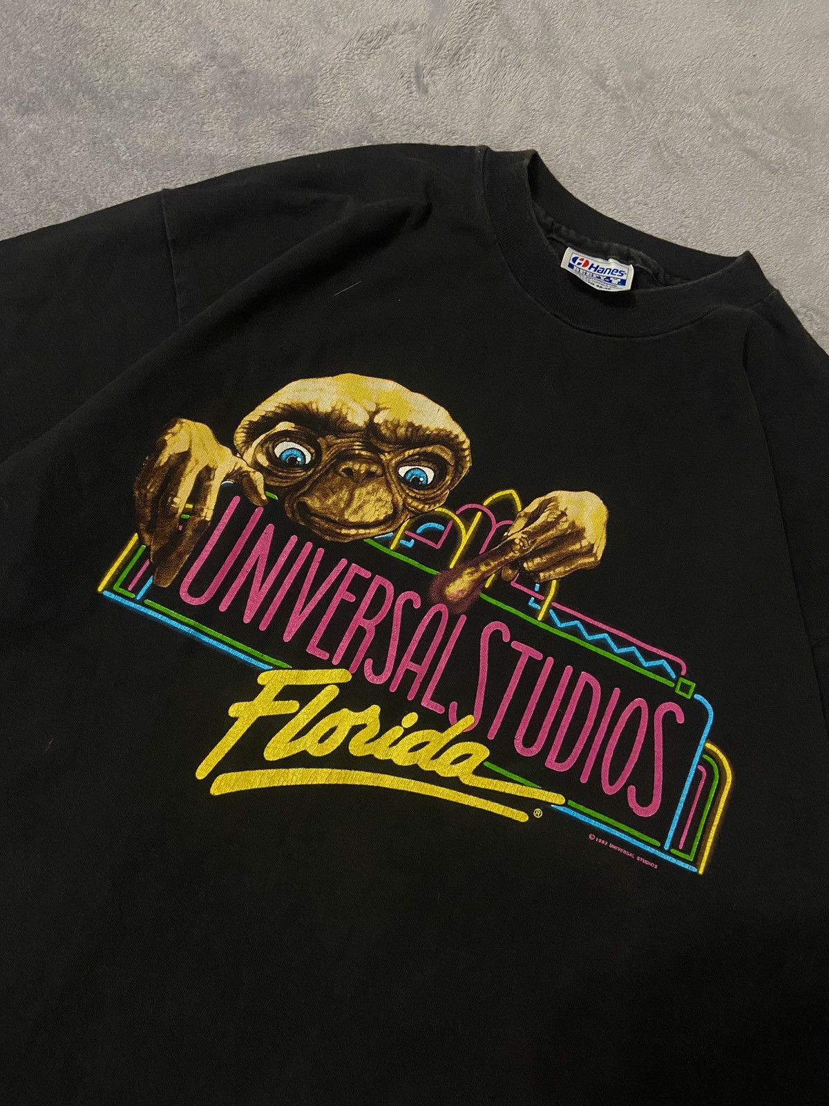 Universal Studios Universal studios vintage tshirt 80s streetwear Size US XL / EU 56 / 4 - 2 Thumbnail