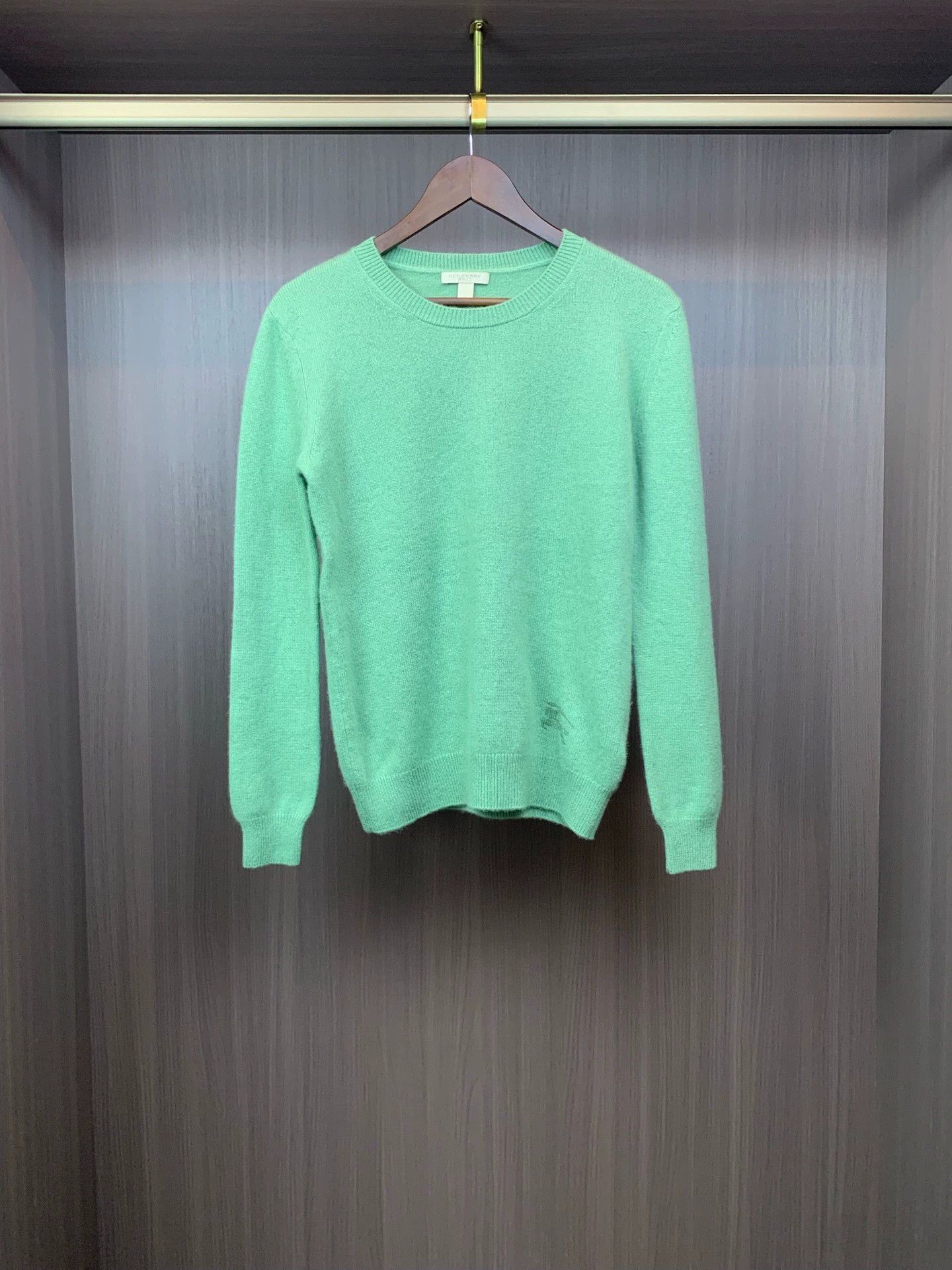 Burberry Solid Color Sweater Size M - dmc