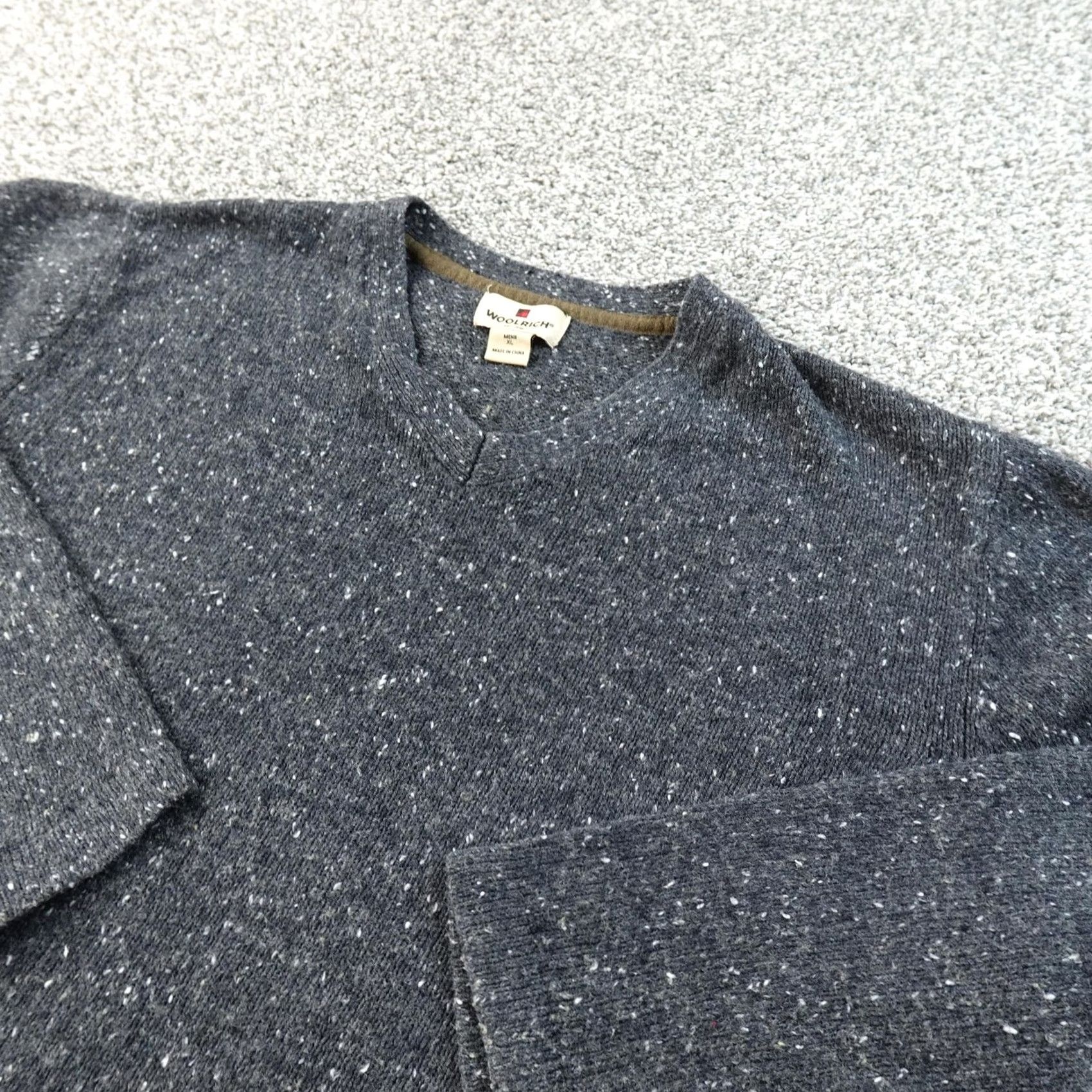 Vintage Woolrich Sweater Mens XL Gray Donegal V-Neck Knit Pullover Wool Heather Speckled Size US XL / EU 56 / 4 - 2 Thumbnail