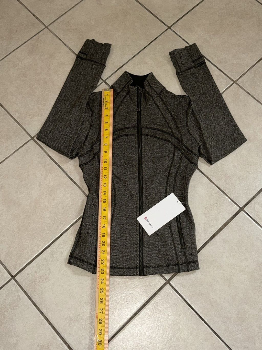 Lululemon LULULEMON DEFINE JACKET HERRINGBONE DARK OLIVE BROWN SZ 4 Size S / US 4 / IT 40 - 2 Thumbnail