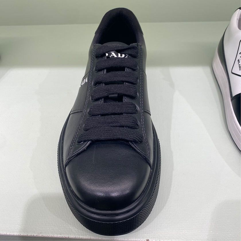 Prada o1la1rc1a0925 Logo Leather Sneakers in Black Size US 10 / EU 43 - 4 Thumbnail