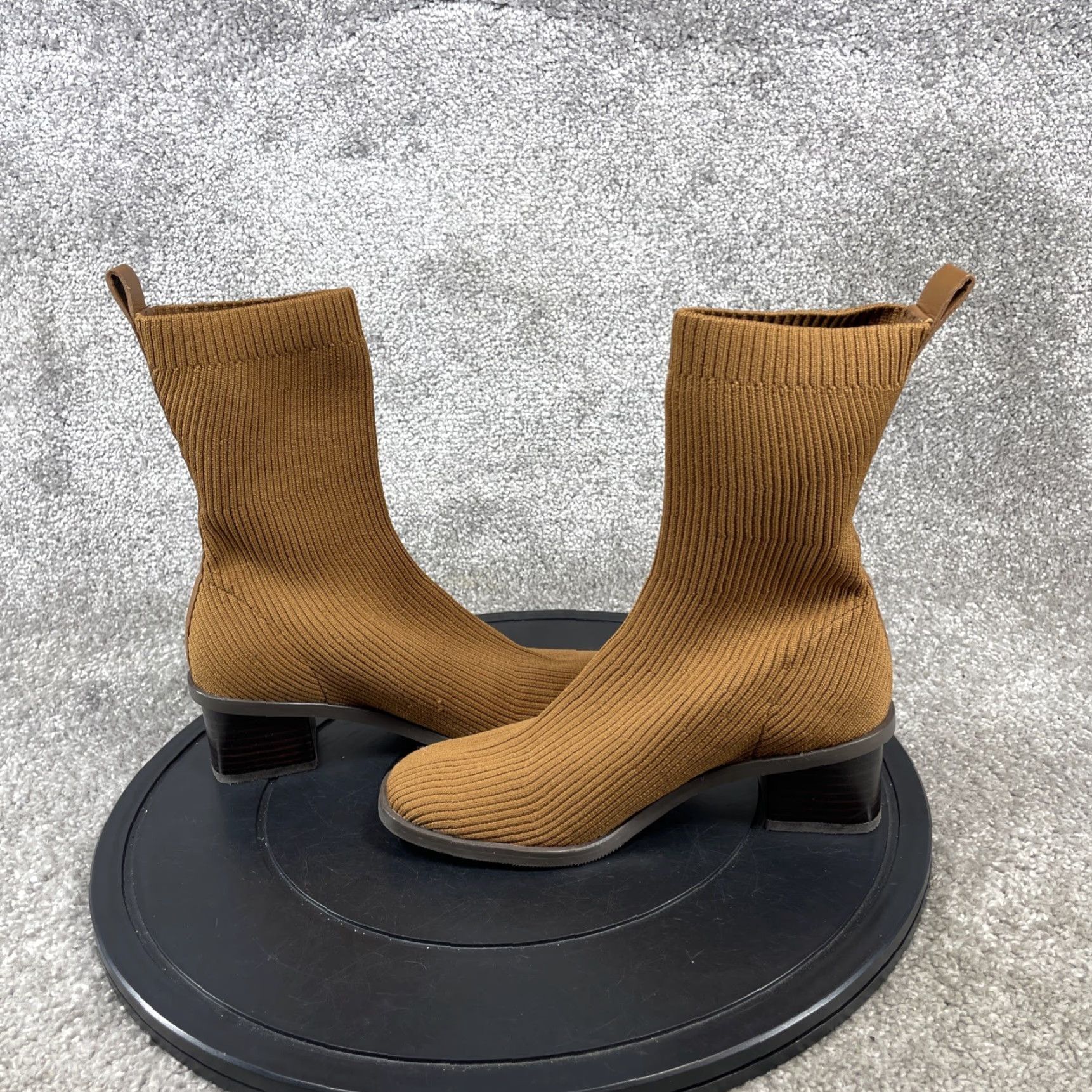 Everlane VINTAGE Everlane Women's Boots Size 5.5 Mid-Calf ReKnit Ankle High Block Heel Brown Casual Shoe Size ONE SIZE - 7 Thumbnail