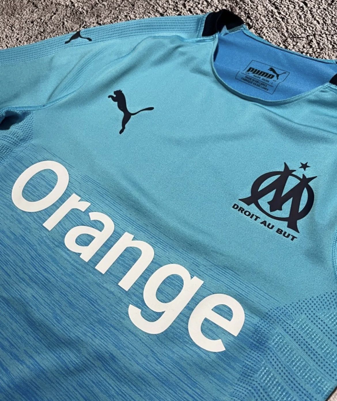 Puma OLYMPIQUE MARSEILLE 2018 2019 THIRD FOOTBALL SHIRT Size US L / EU 52-54 / 3 - 4 Thumbnail