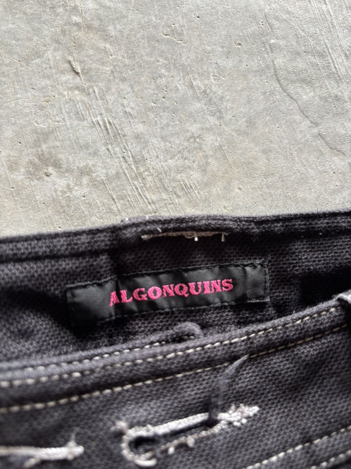 20471120 bondage algonquins seditionaries gothic style jeans Size US 27 - 3 Thumbnail