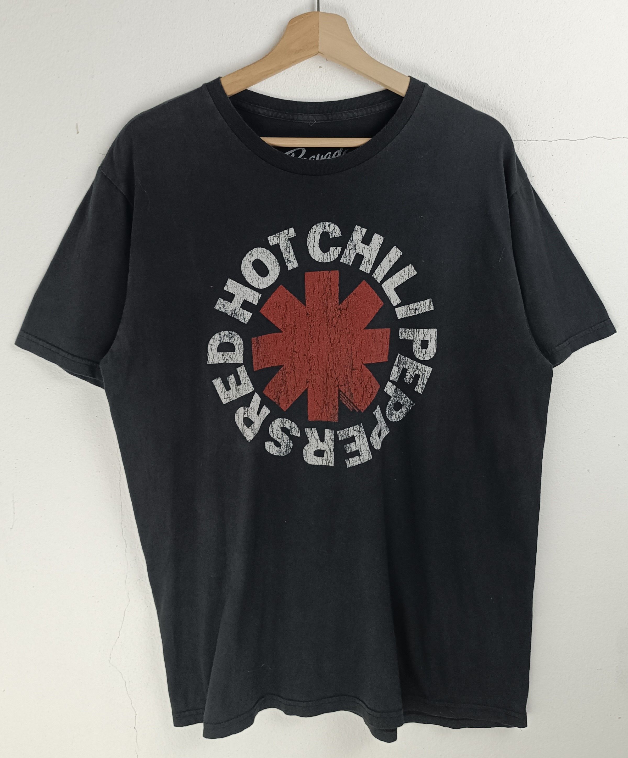 Band Tees VINTAGE RED HOT CHILLI PEPPERS CLASSIC LOGO T eminem nirvana Size US L / EU 52-54 / 3 - 3 Thumbnail