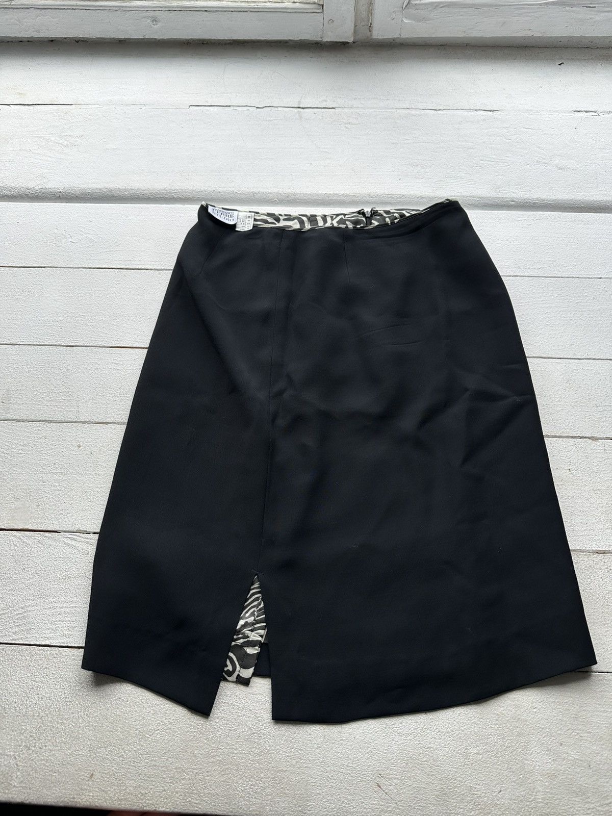 Gianfranco Ferre 🚨Gianfranco Ferre black luxury skirt vintage rare Size 32" / US 10 / IT 46 - 1 Thumbnail