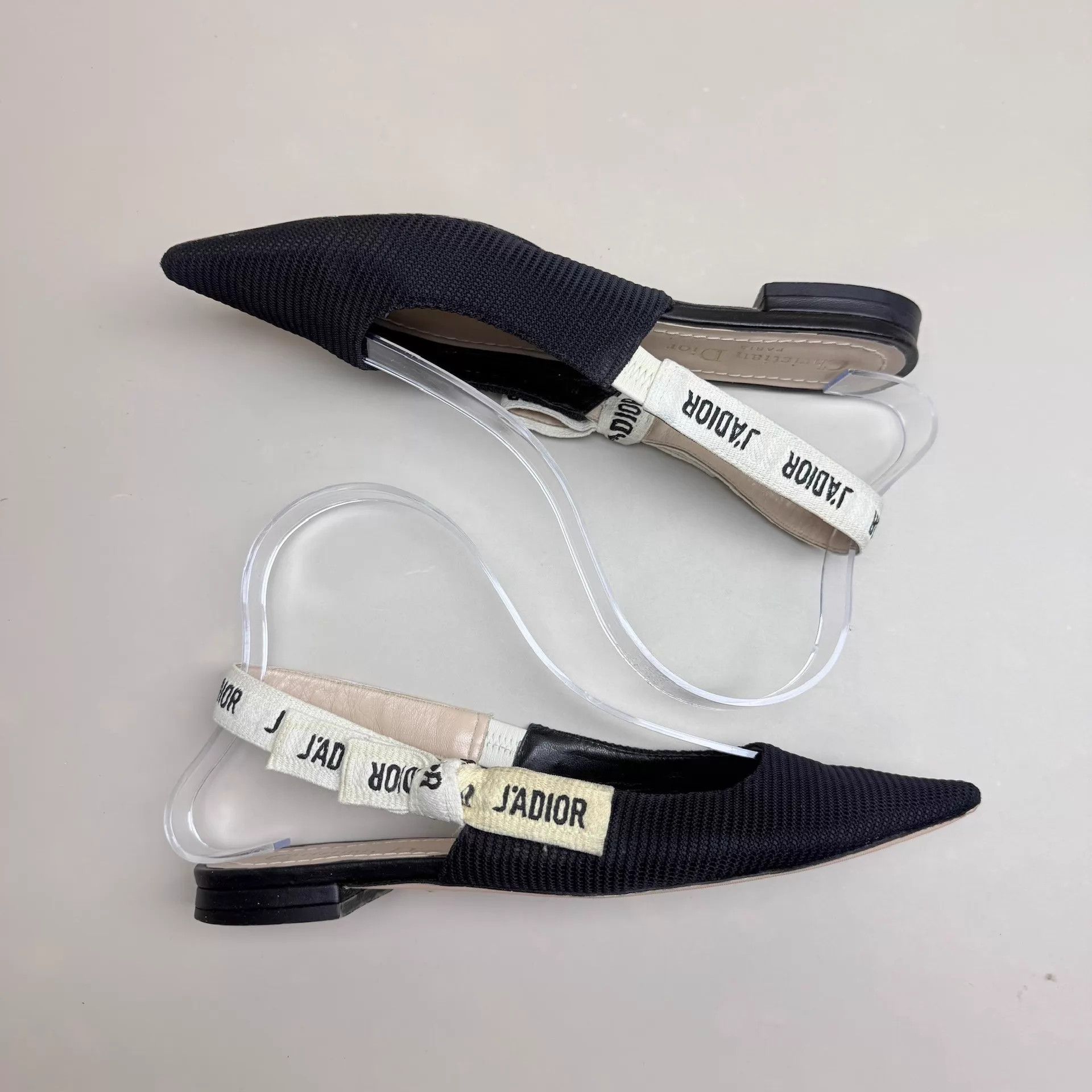 Dior Dior Black White Logo Embroidered Low Heel Pumps 35 Size US 4.5 / IT 34.5 - 4 Thumbnail