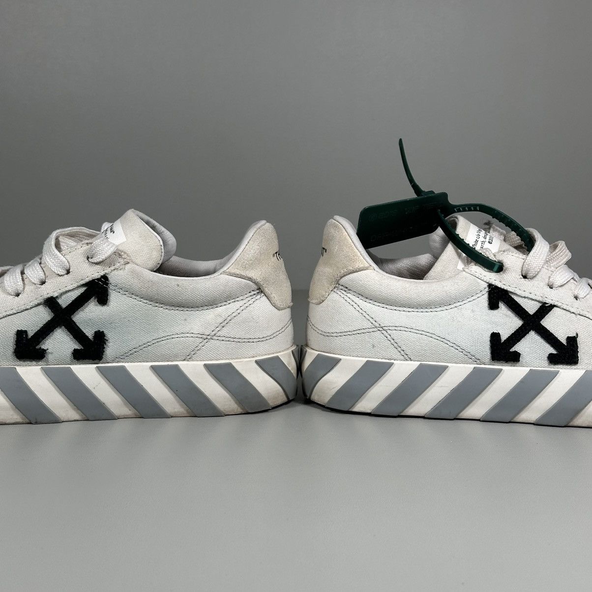 Off-White Off-White Virgil Abloh Vulc Eco White Grey Sneakers Size US 8.5 / IT 38.5 - 8 Thumbnail