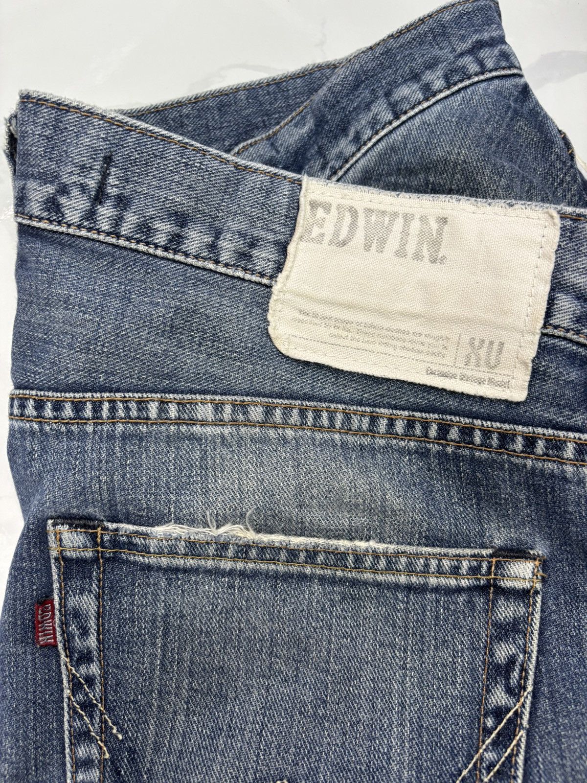 Le Grande Bleu (L.G.B.) EDWIN EXCLUSIVE VINTAGE MODEL FLARED BOOTCUT DENIM JEANS Size US 35 - 10 Thumbnail