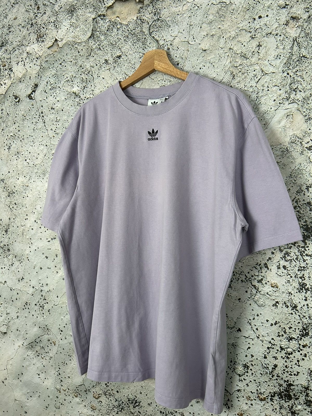 Adidas Adidas Sportswear Center Logo Tee Streetwear Size US M / EU 48-50 / 2 - 2 Thumbnail