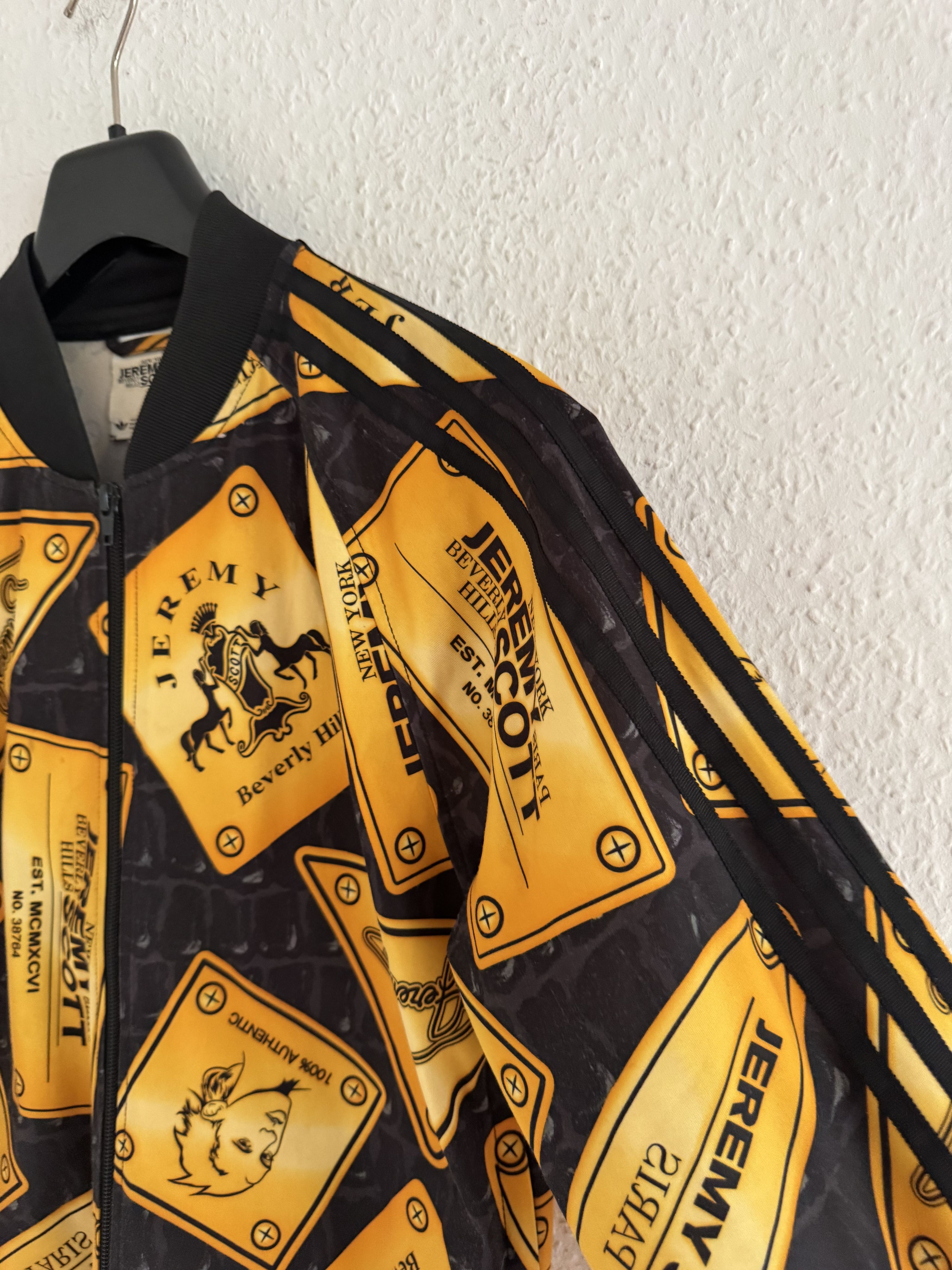 Adidas × Jeremy Scott Gold Plaque Print Track Jacket Size US S / EU 44-46 / 1 - 4 Thumbnail