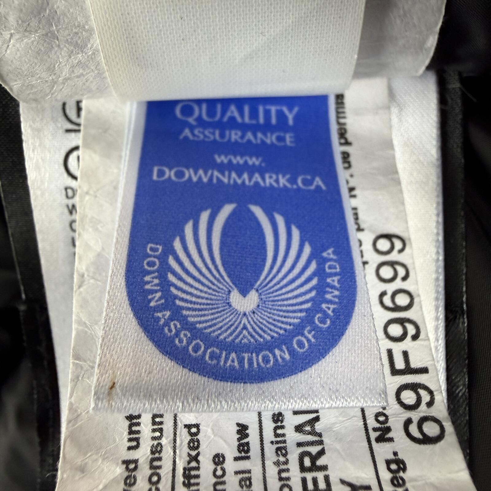 Canada Goose Canada Goose Chateau Size S Size US S / EU 44-46 / 1 - 12 Thumbnail