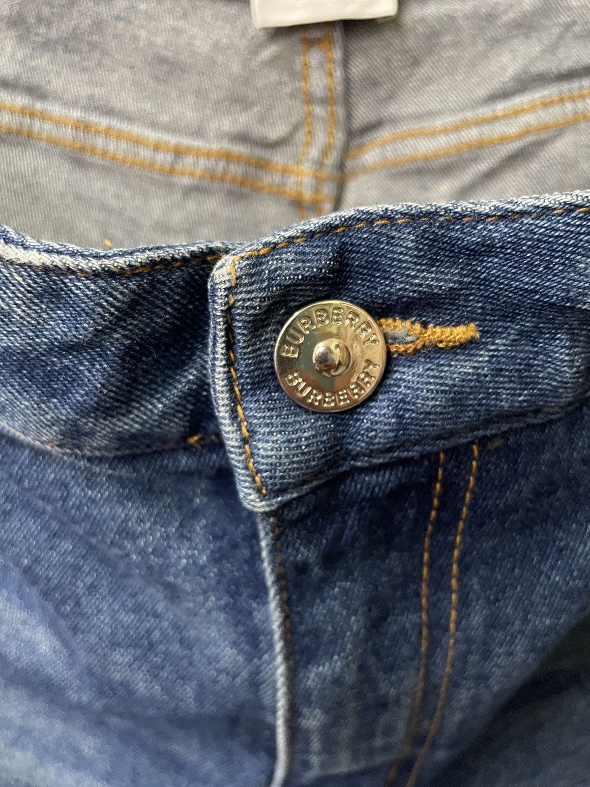 Burberry × Vintage MEN JEANS BURBERRY LONDON ENGLAND Size US 35 - 6 Thumbnail