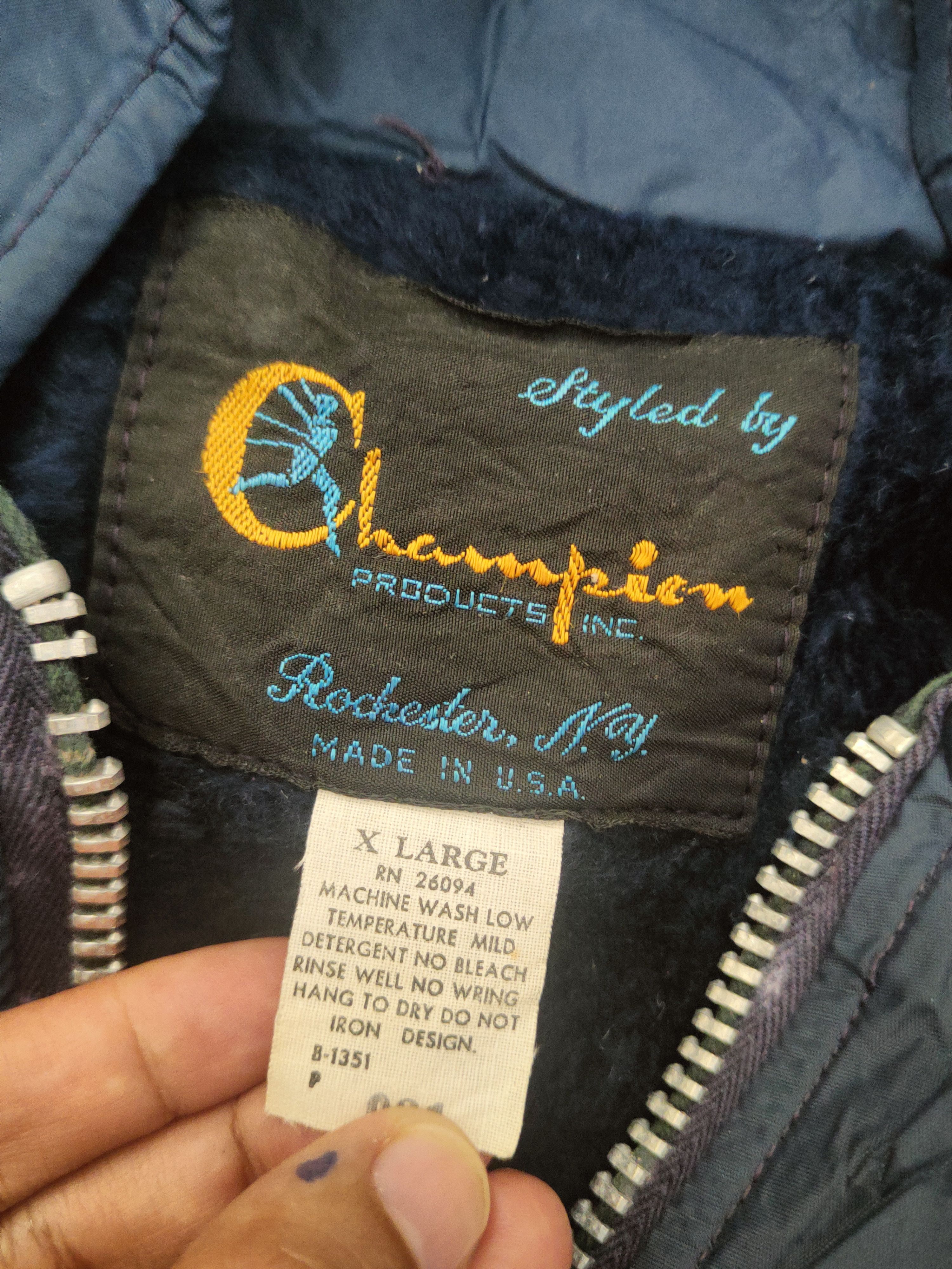 Champion DL Champion Herricks Highlander Vtg Hoodie Raincoats #46-607 Size US XL / EU 56 / 4 - 4 Thumbnail