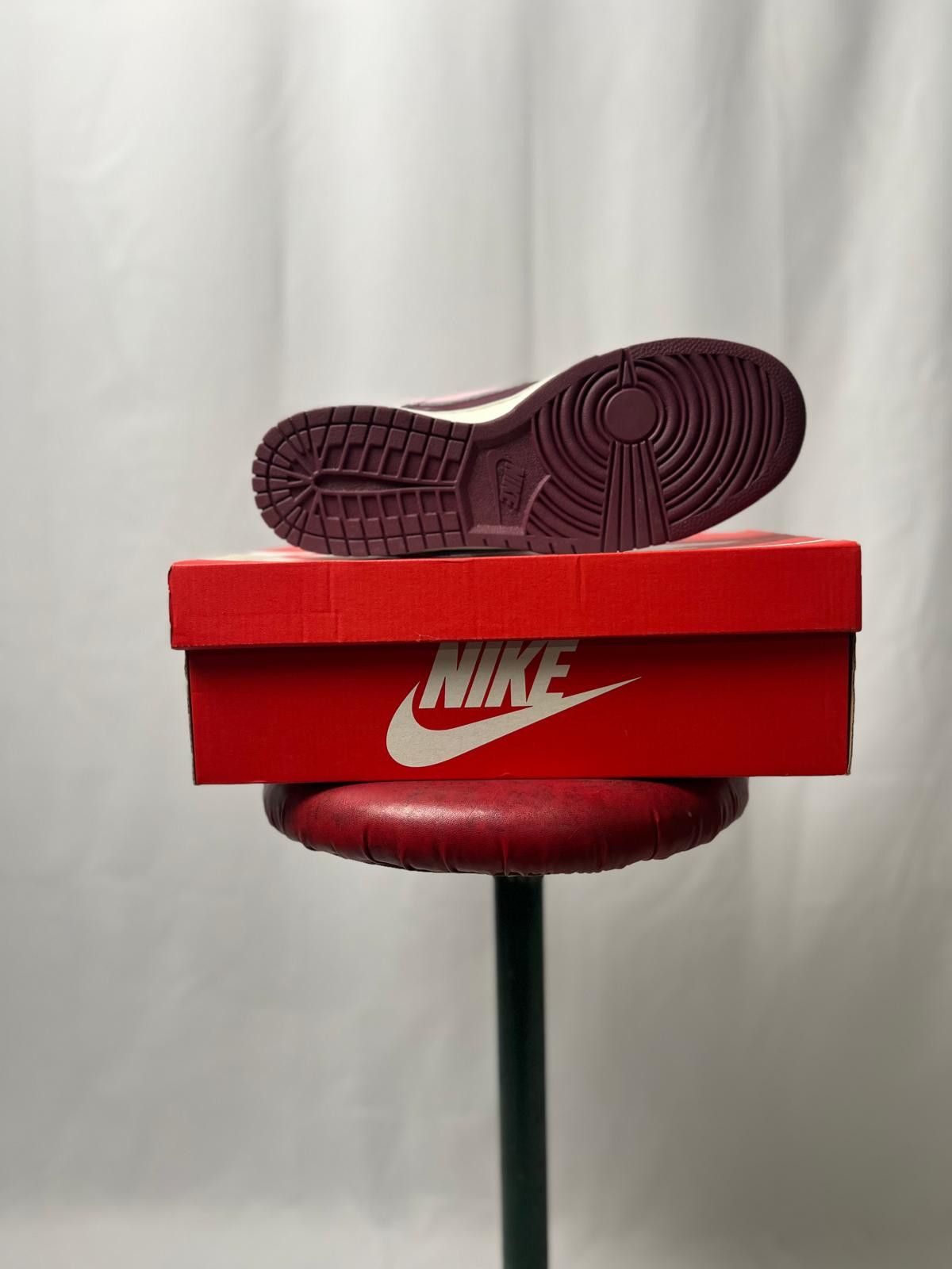 Nike Nike Dunk Low Premium Retro PRM - Valentine's Day Size US 11 / EU 44 - 3 Thumbnail