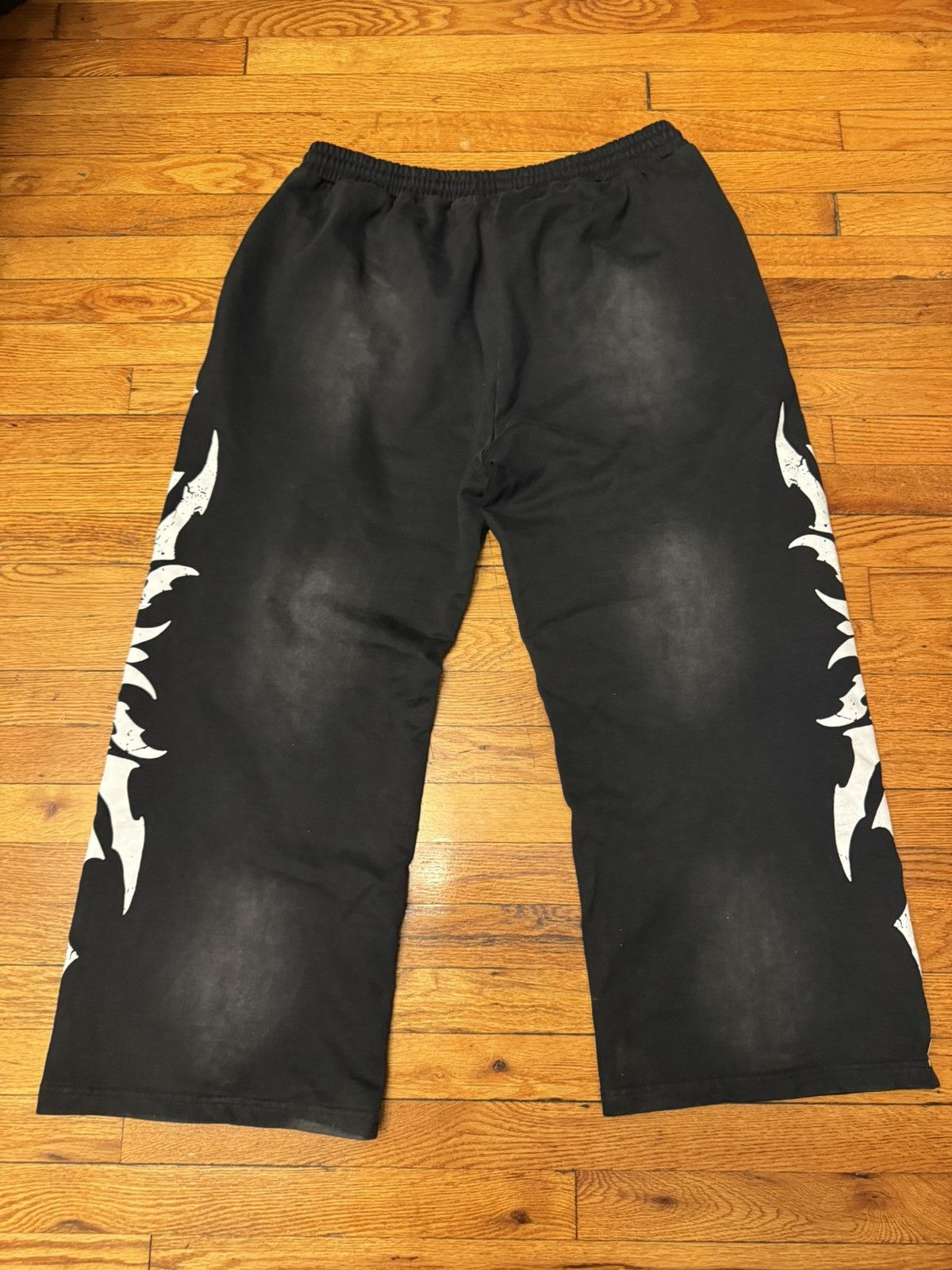 LOSTSHDWS LOSTSHDWS Complexcon Sweatpants Hoodie Suit Wash Size XL Size US XL / EU 56 / 4 - 22 Thumbnail