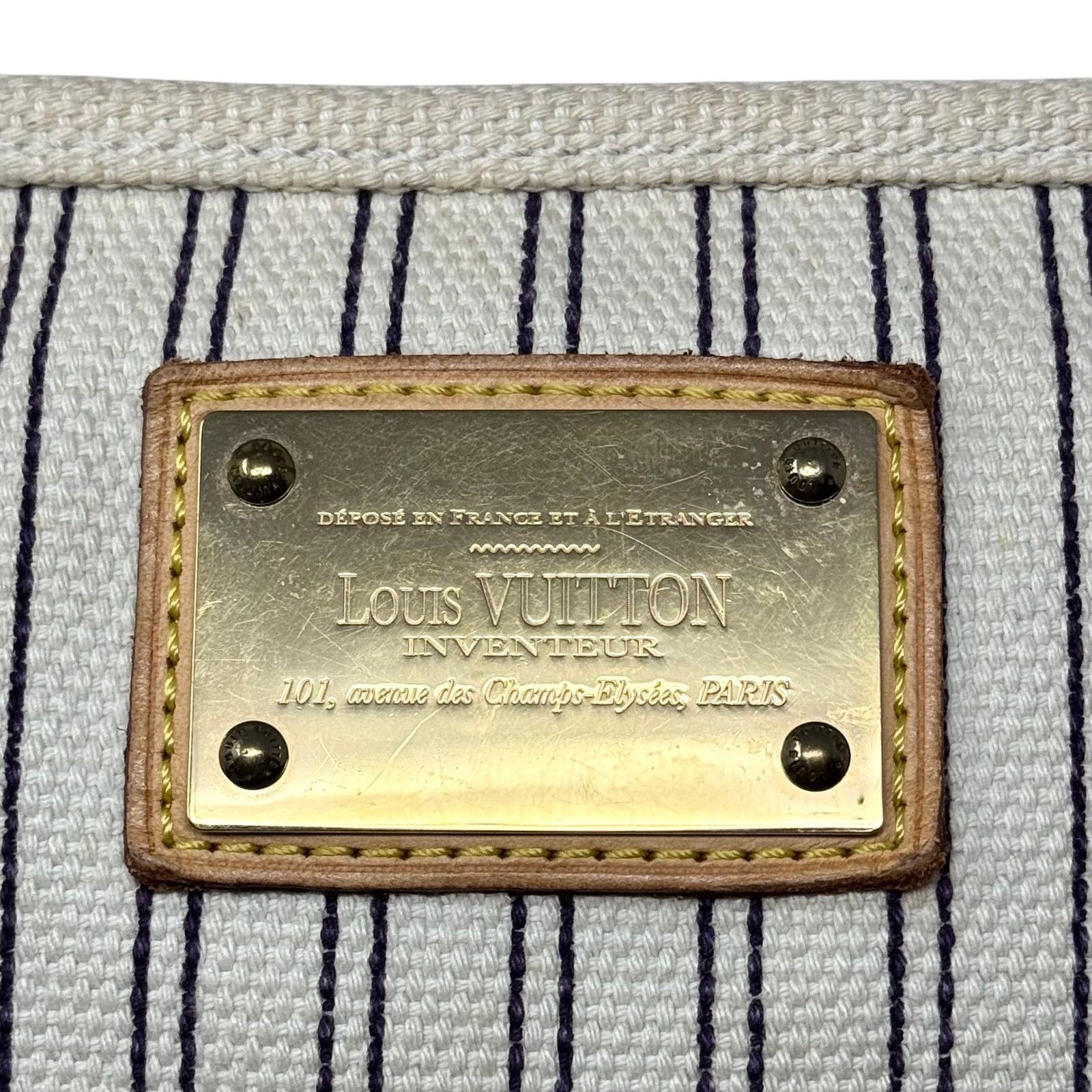 Louis Vuitton Louis Vuitton Antigua Platform Pouch Size ONE SIZE - 3 Thumbnail