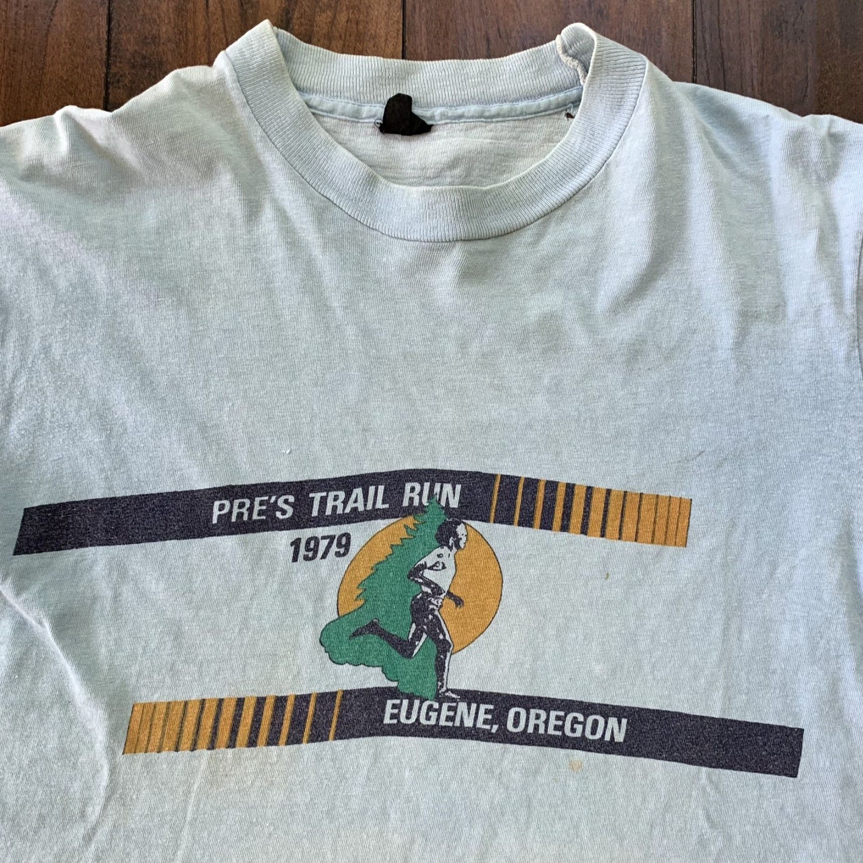 Nike VINTAGE Nike T Shirt Mens 1979 Pre Trail Run Prefontaine Tee 70s Pinwheel Geisha Blue L Mens Size US L / EU 52-54 / 3 - 2 Thumbnail