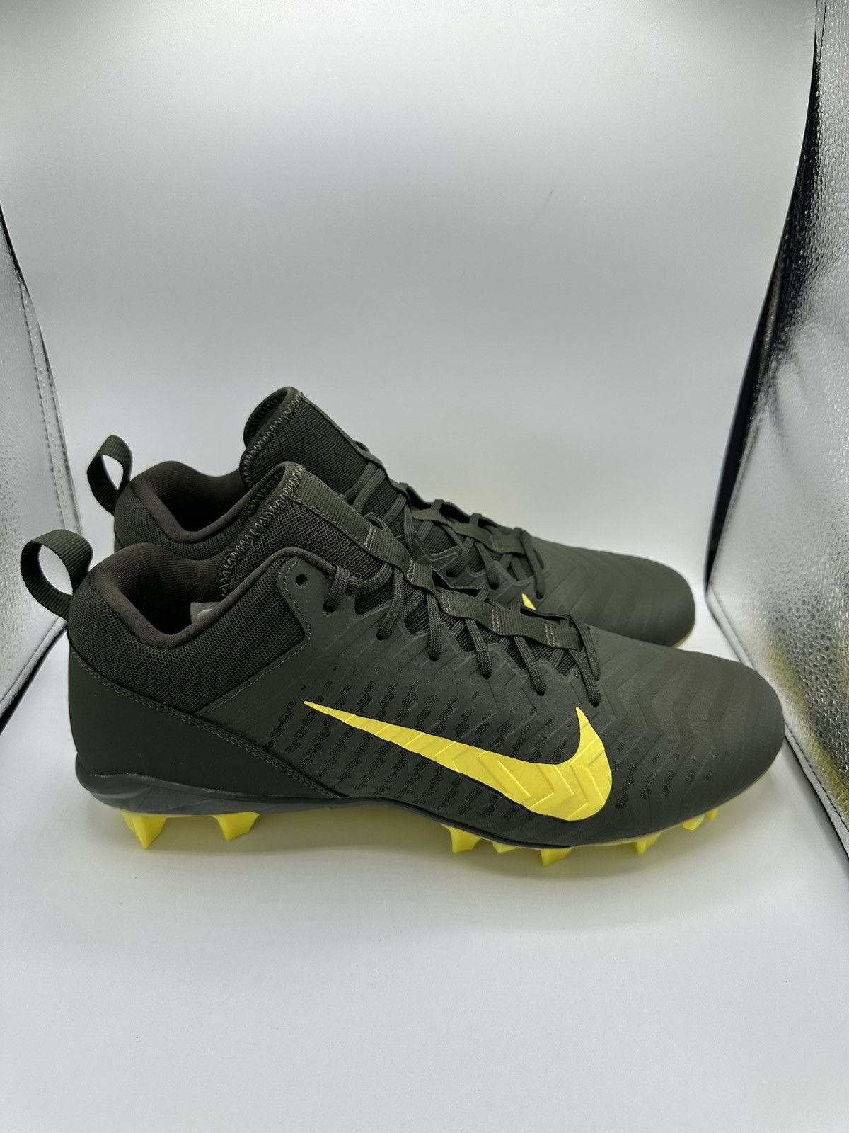 Nike NIKE ALPHA MENACE PRO 2 LOW WD P OREGON DUCKS Size US 11 / EU 44 - 3 Thumbnail