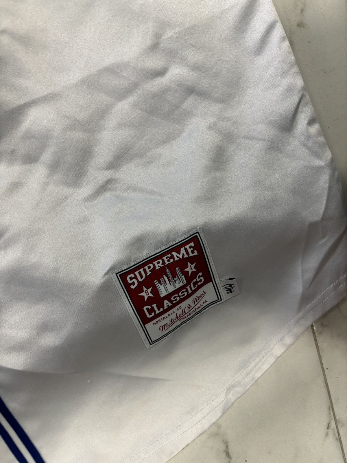 Mitchell & Ness × Supreme Supreme Mitchell and Ness Satin Baseball jersey white Size US L / EU 52-54 / 3 - 5 Thumbnail