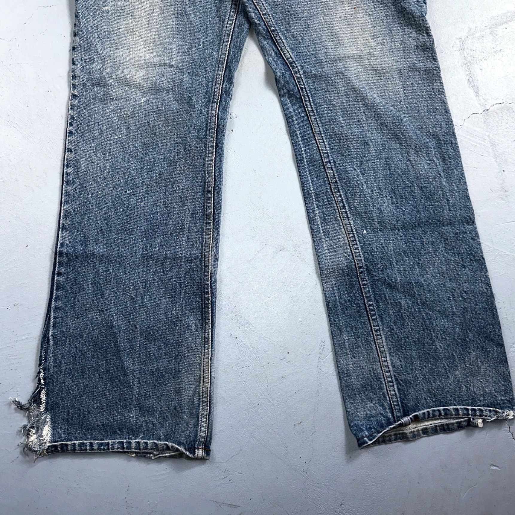 Levi's Levi's 517 Jeans Bootcut USA Wind 70s 80s 33x30 36x32 Vintage Blue Denim Mens Regular Size 36 Cotton Blend Zipper Button 5-Pocket Size US 36 / EU 52 - 3 Thumbnail