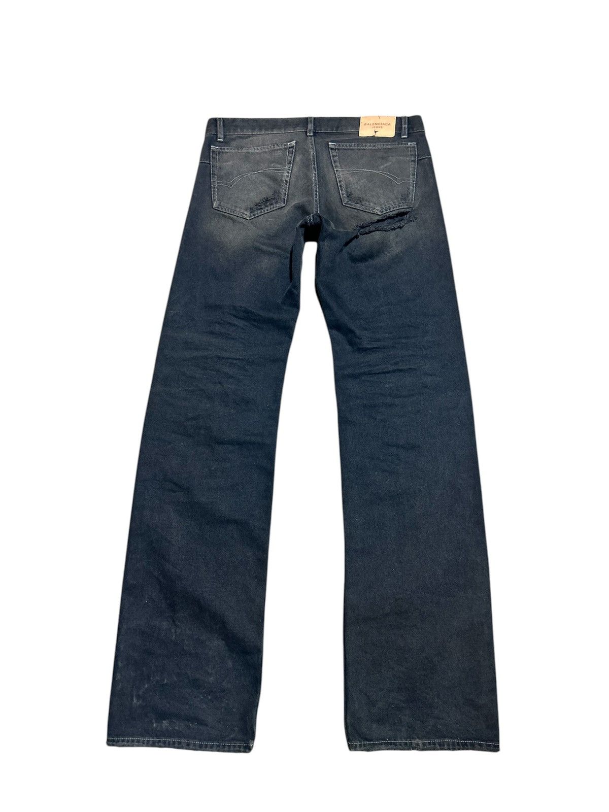 Balenciaga Balenciaga ss25 distressed low rise jeans Size US 34 / EU 50 - 3 Thumbnail
