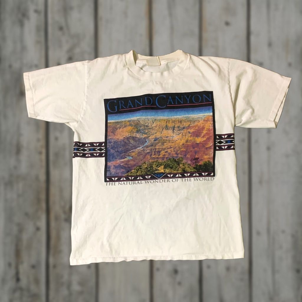 Vintage Grand Canyon Mens Large Wrap Around T Shirt Vintage Size US L / EU 52-54 / 3 - 1 Thumbnail