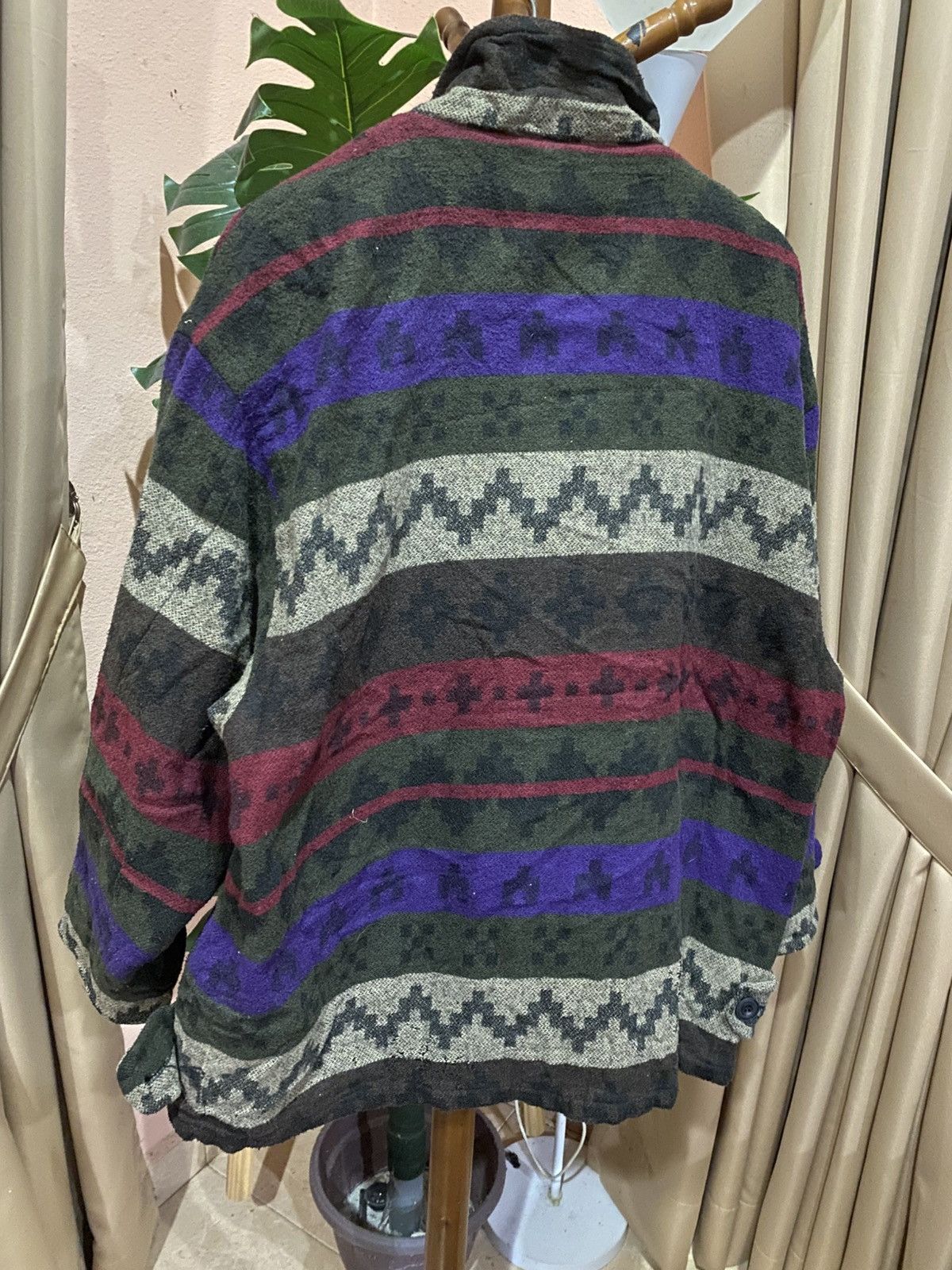 Vintage Vintage Pendleton Aztec Wool Blend Jacket USA Made Size 50 Size US M / EU 48-50 / 2 - 9 Thumbnail