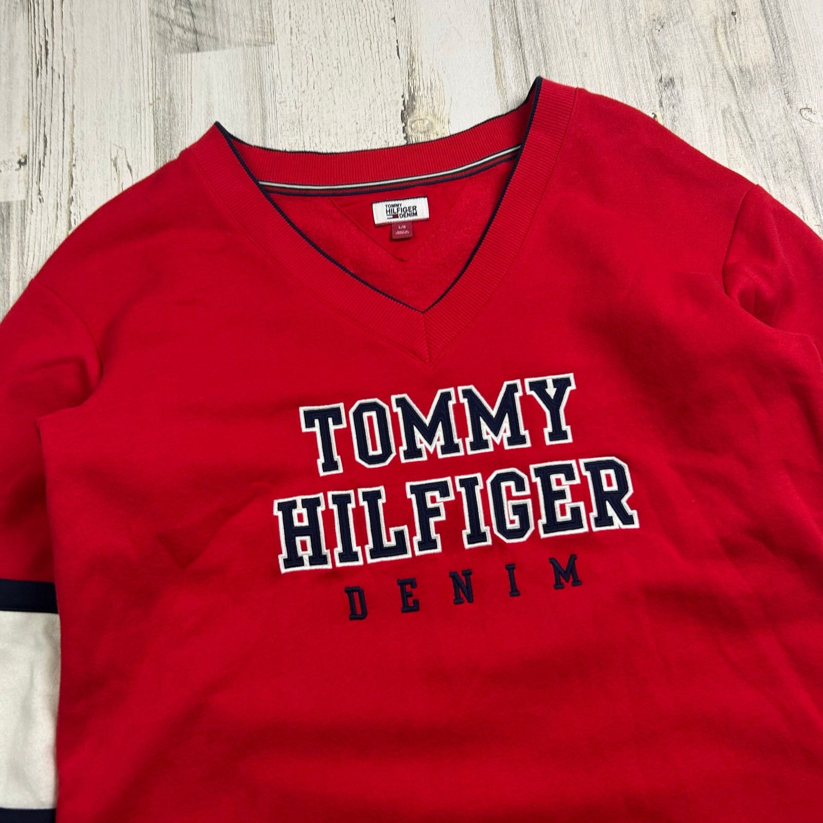 Tommy Hilfiger Tommy Hilfiger Denim Retro Red Sweatshirt Crewneck Dress Size L / US 10 / IT 46 - 2 Thumbnail
