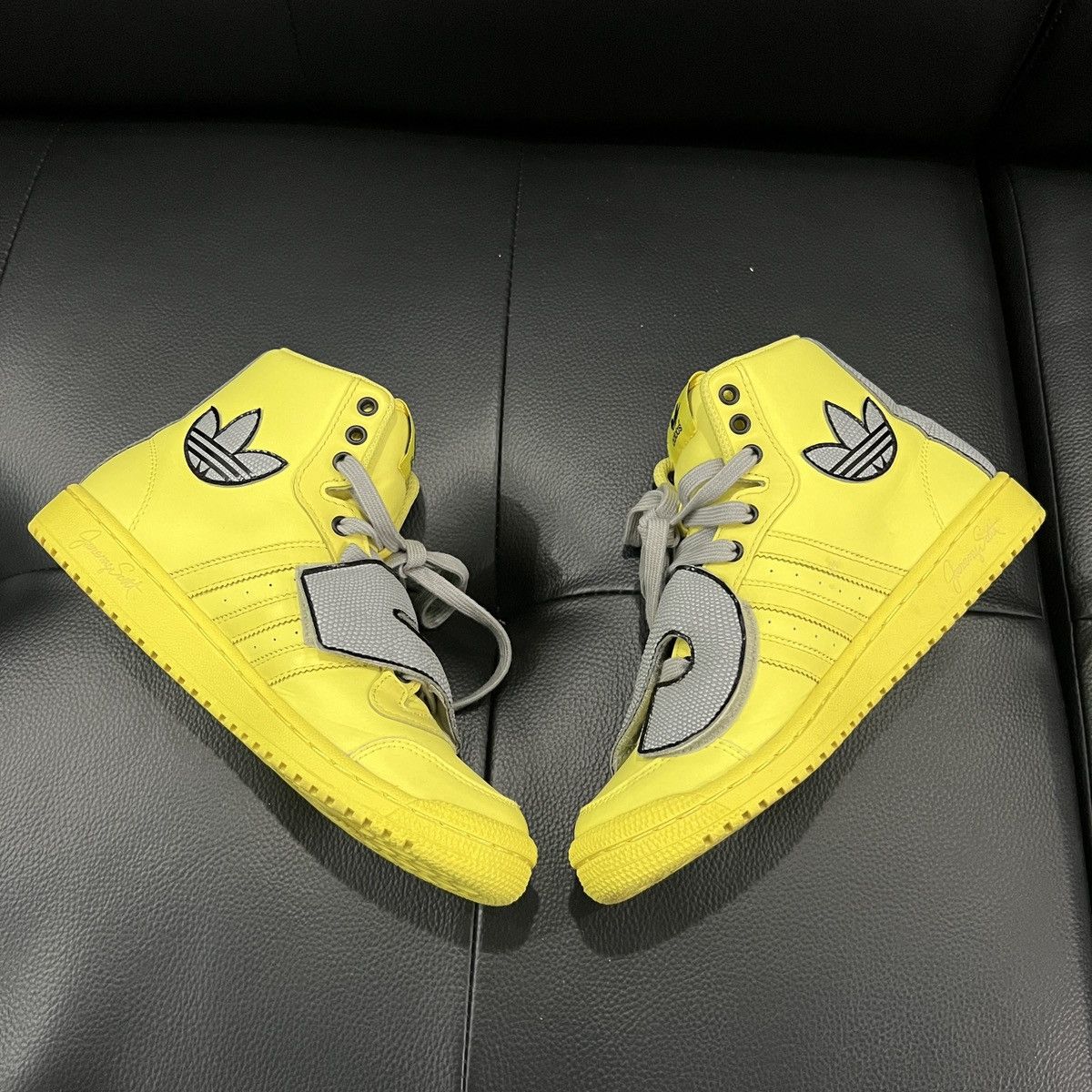 Jeremy Scott Adidas by Jeremy Scott 3M Reflective Logo Strap Sneakers Size US 6 / IT 36 - 4 Thumbnail