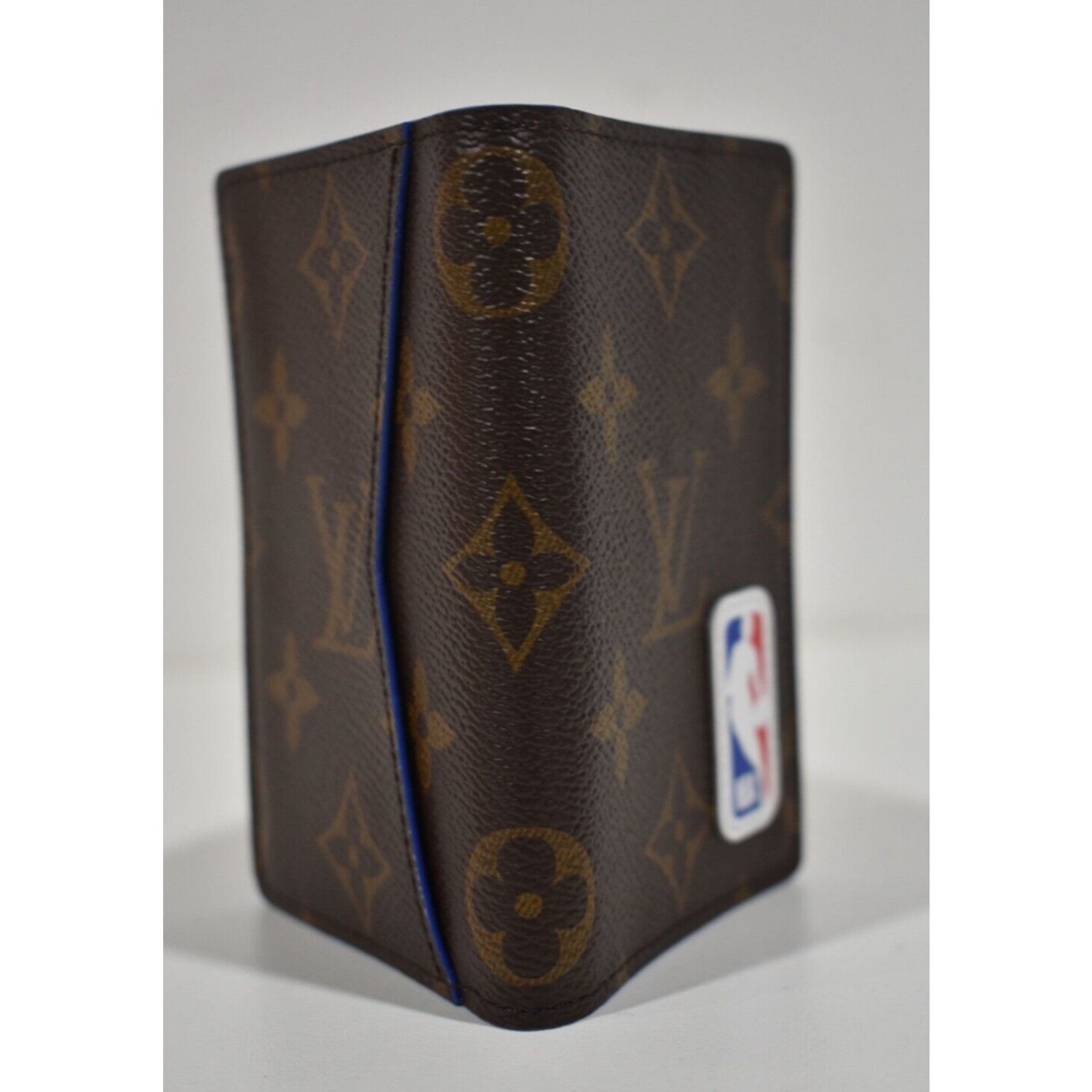 Louis Vuitton Louis Vuitton NBA Red Logo Patch Pocket Organizer Wallet Size ONE SIZE - 4 Thumbnail