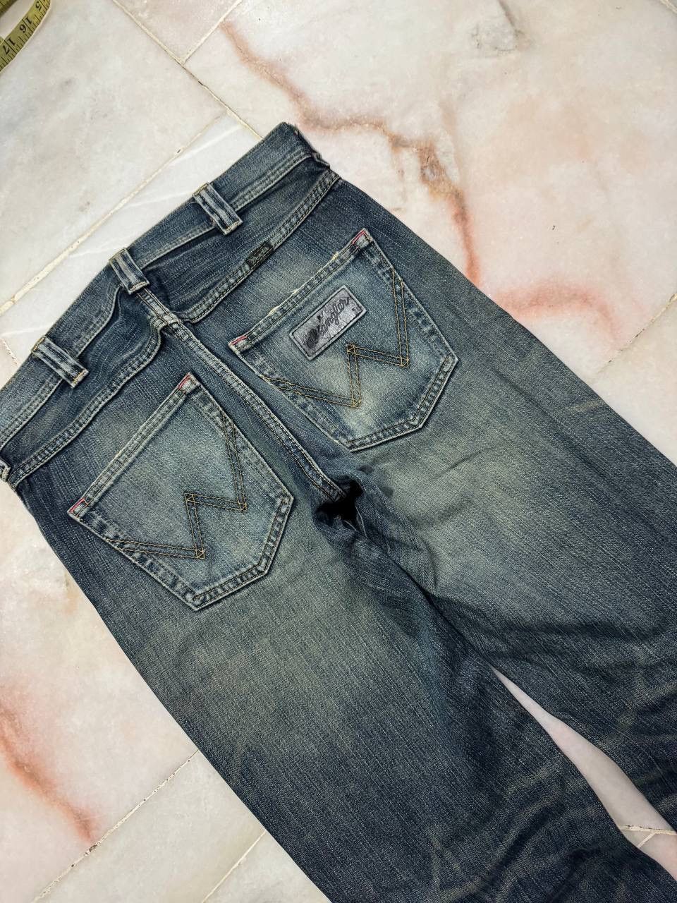 Wrangler VINTAGE WRANGLER FADED DISTRESSED BLUE JEANS Y2K Size US 29 - 15 Thumbnail
