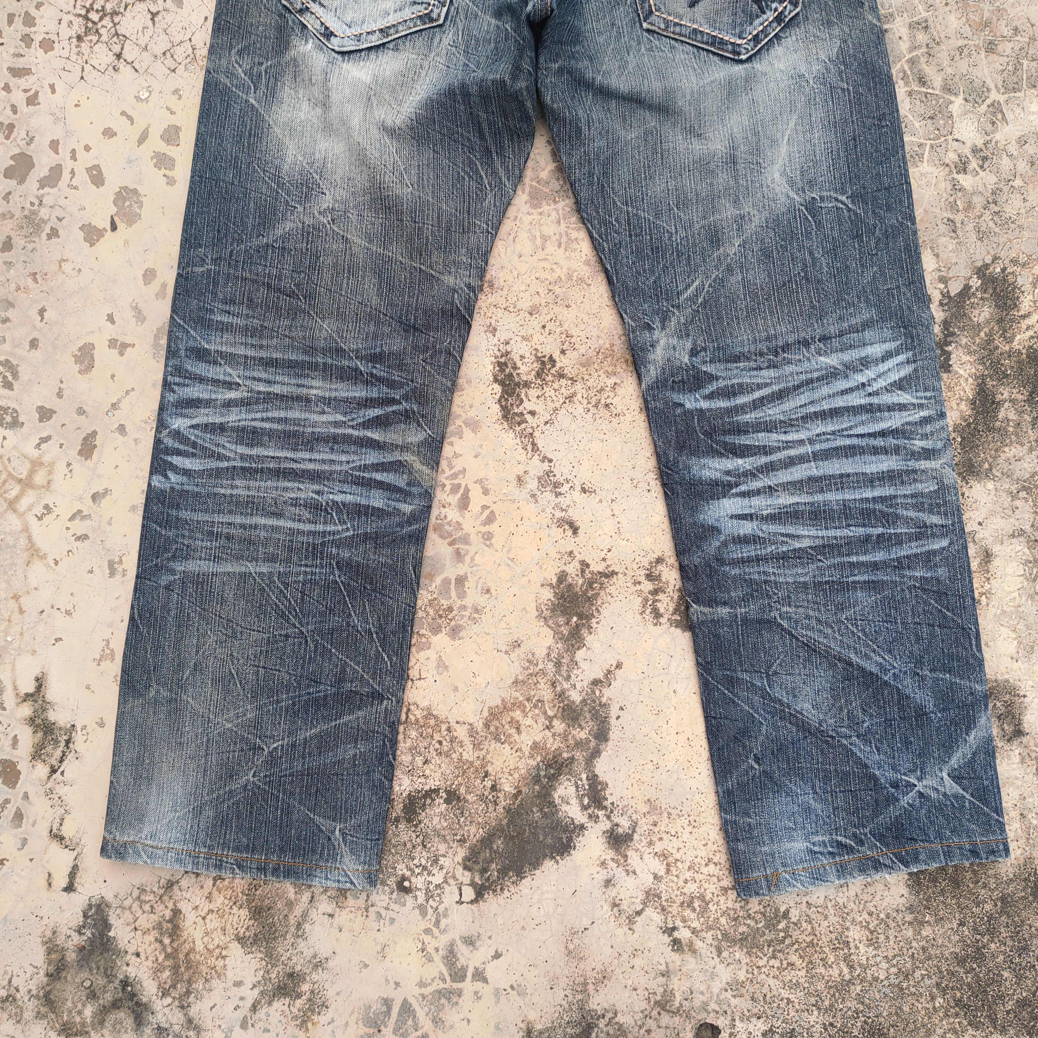 Japanese Brand VINTAGE ORIRIN EMBROIDERE WING FADED RIPPED JEAN DENIM PANTS Size US 32 / EU 48 - 9 Thumbnail