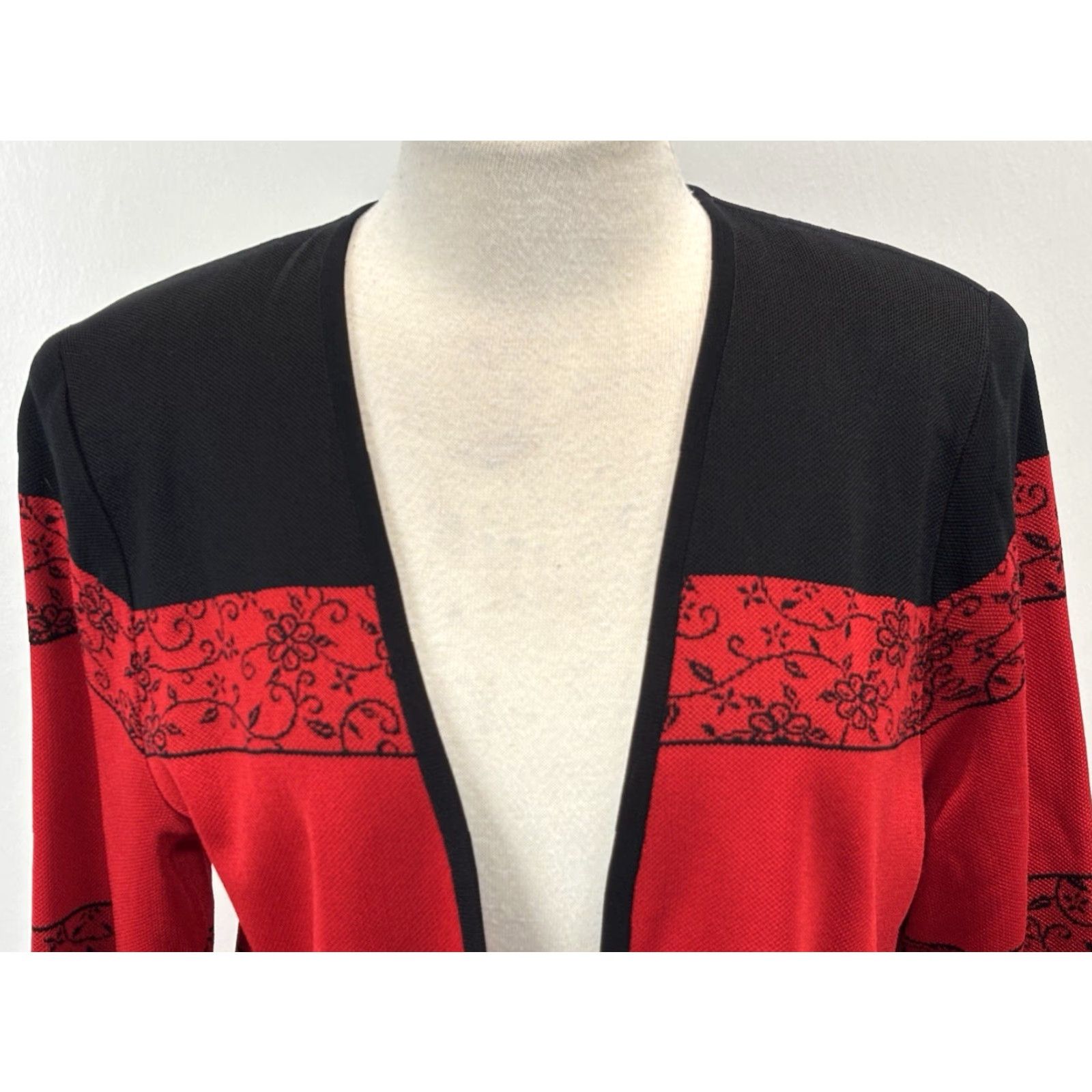 Vintage Exclusively Misook Cardigan Sweatshirt Women’s XL Red Black Floral Open Front Knit Sweater Size XL / US 12-14 / IT 48-50 - 5 Thumbnail