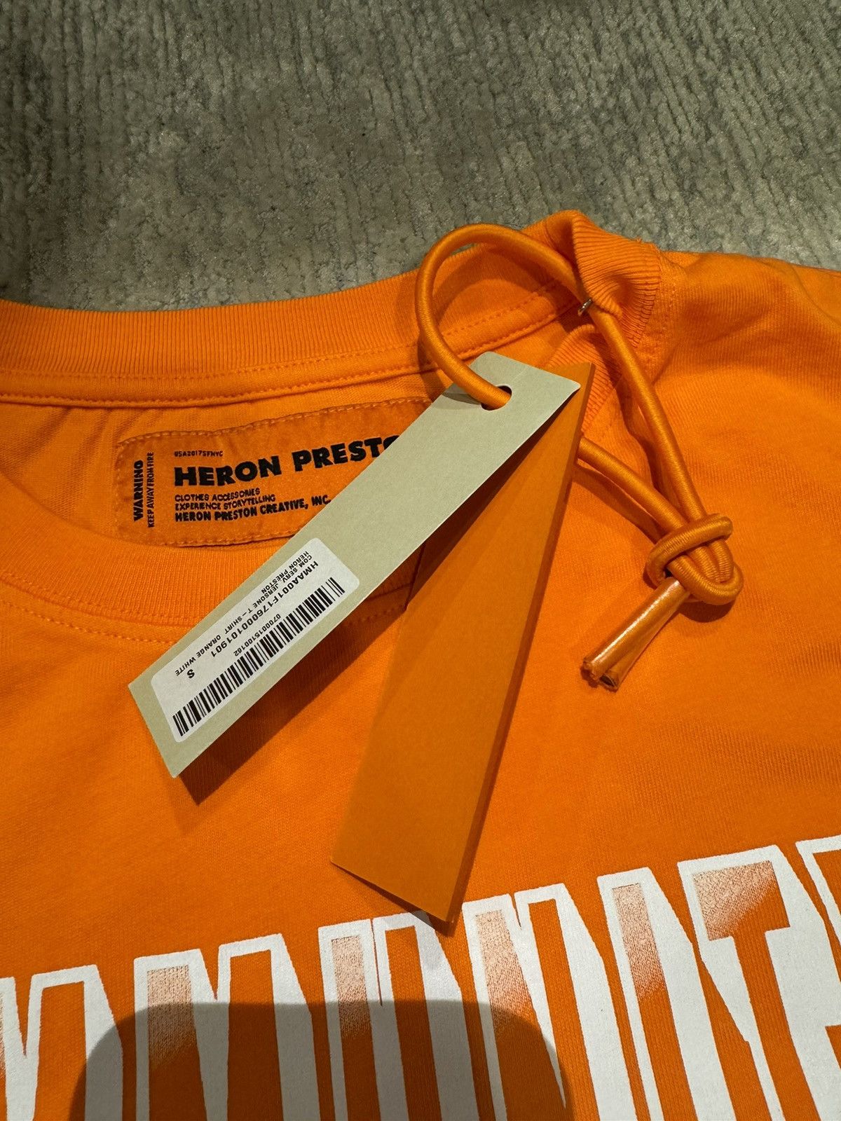 Heron Preston Heron Preston community service tee size M Size US M / EU 48-50 / 2 - 4 Thumbnail