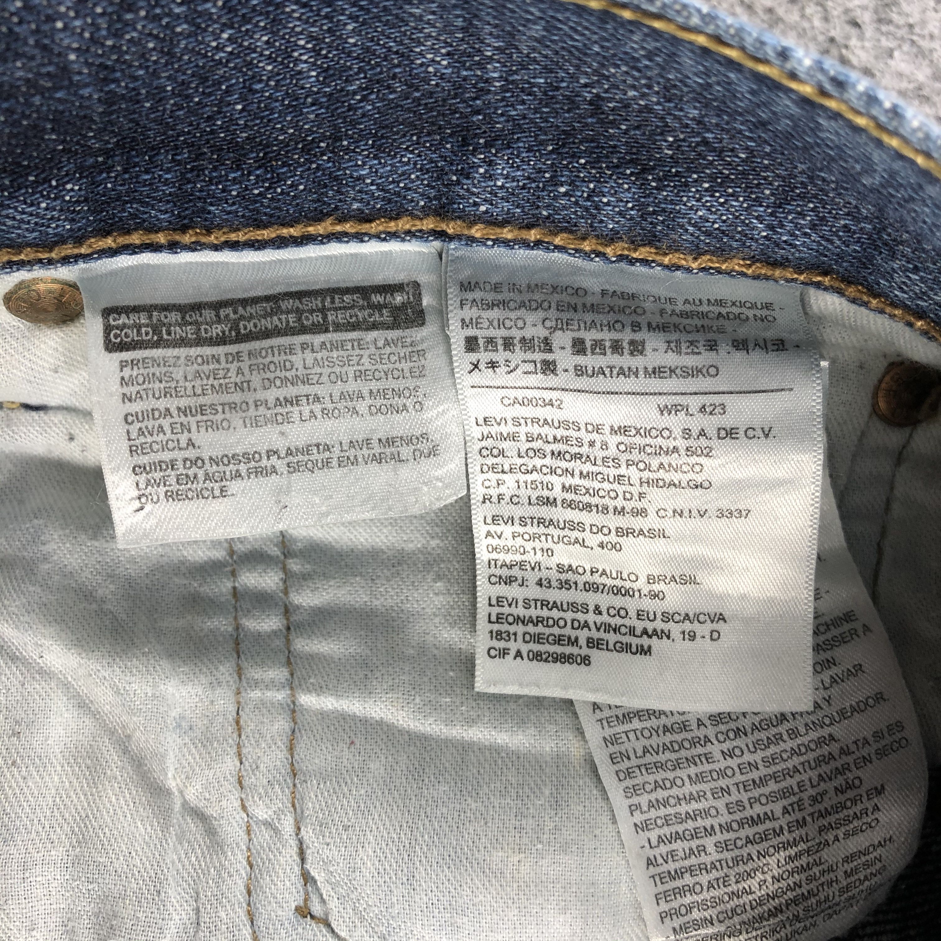 Levi's Vintage Levis Jeans Lot 501-JM967 Size US 37 - 10 Thumbnail