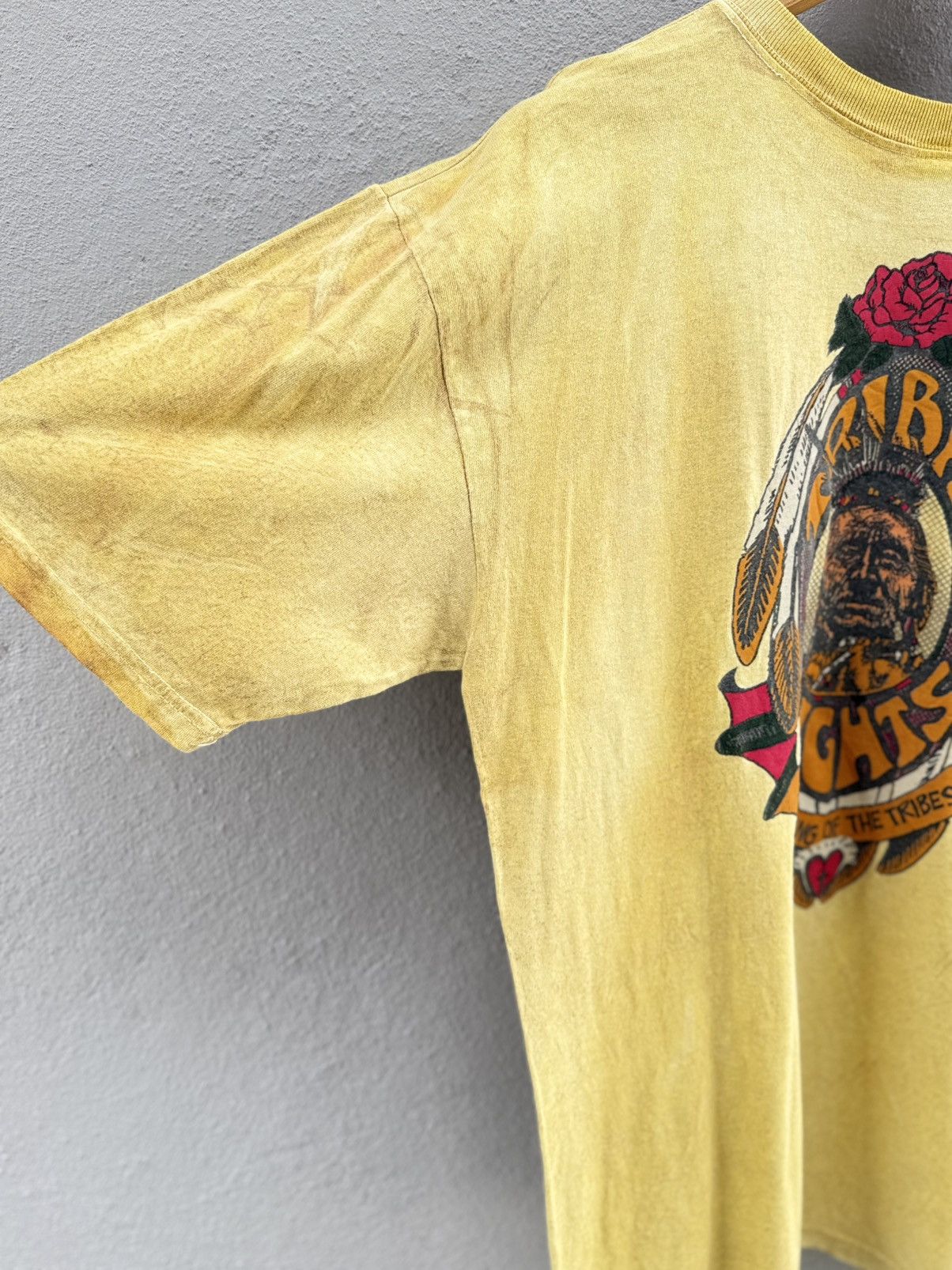 Arts & Science Vintage 90s Tribal Right American Leader Artwork Graphic Tee Size US XL / EU 56 / 4 - 10 Thumbnail