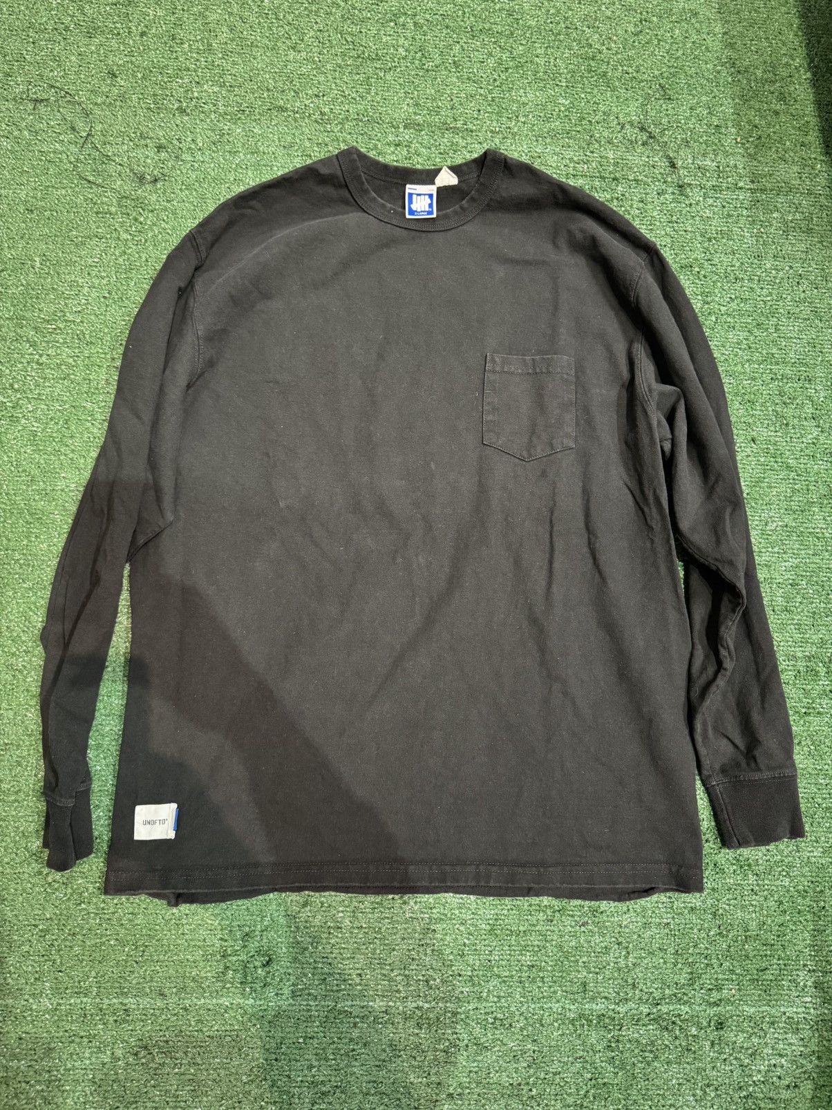 Undefeated Undefeated Pocket Long Sleeve Size US L / EU 52-54 / 3 - 2 Thumbnail