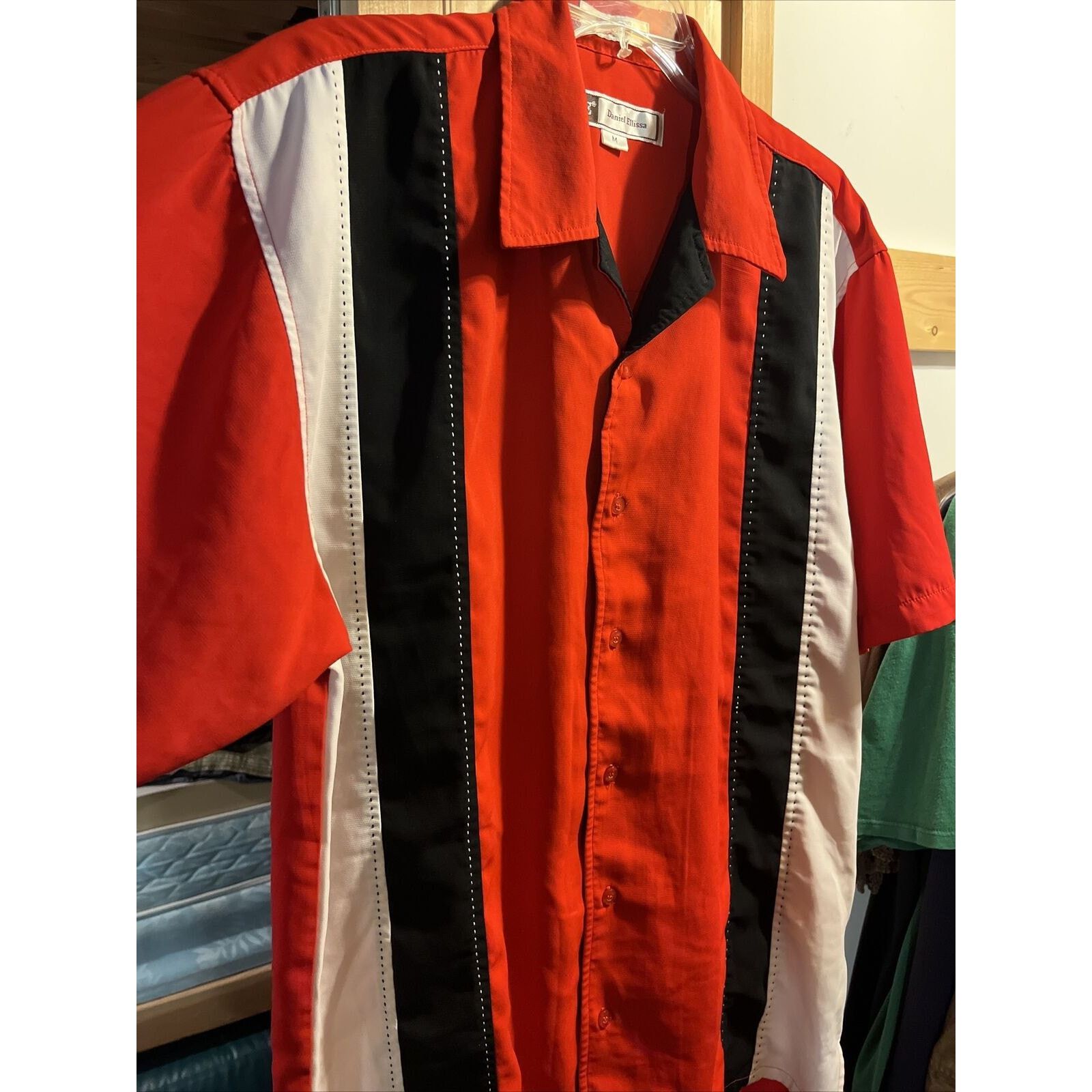 Other Daniel Ellisa Men's M Red Stripe SS Polyester Bowling Shirt Size US M / EU 48-50 / 2 - 4 Thumbnail