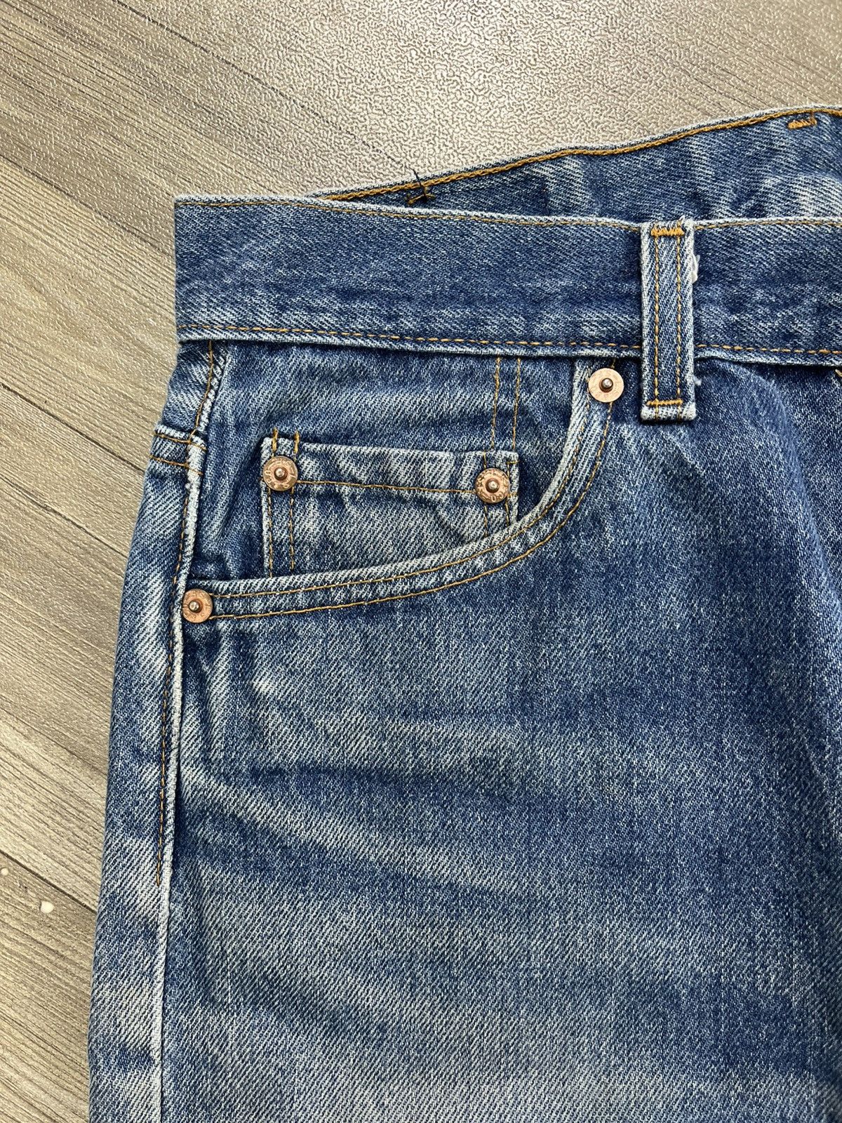 Levi's Vintage Clothing 🇺🇸1990s Vintage Levis 501 31x36 Straight Leg Blue Jeans Size US 30 / EU 46 - 6 Thumbnail