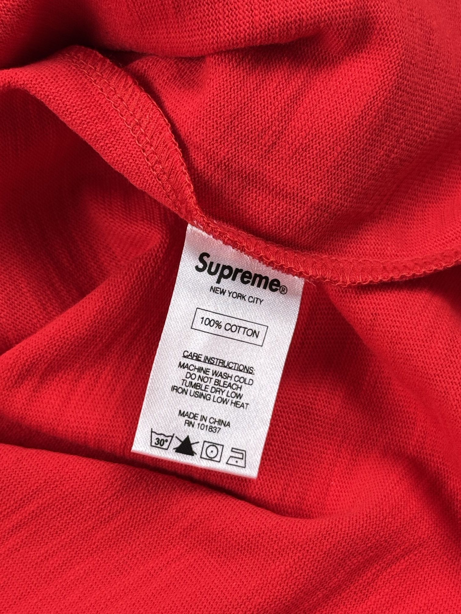 Supreme UNWORN* FW15 Supreme Old English L/S Top Size US M / EU 48-50 / 2 - 5 Thumbnail