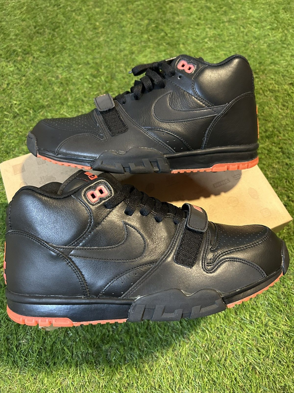 Nike DS Nike Air Trainer 1 Revis Island Size US 10.5 / EU 43-44 - 1 Thumbnail
