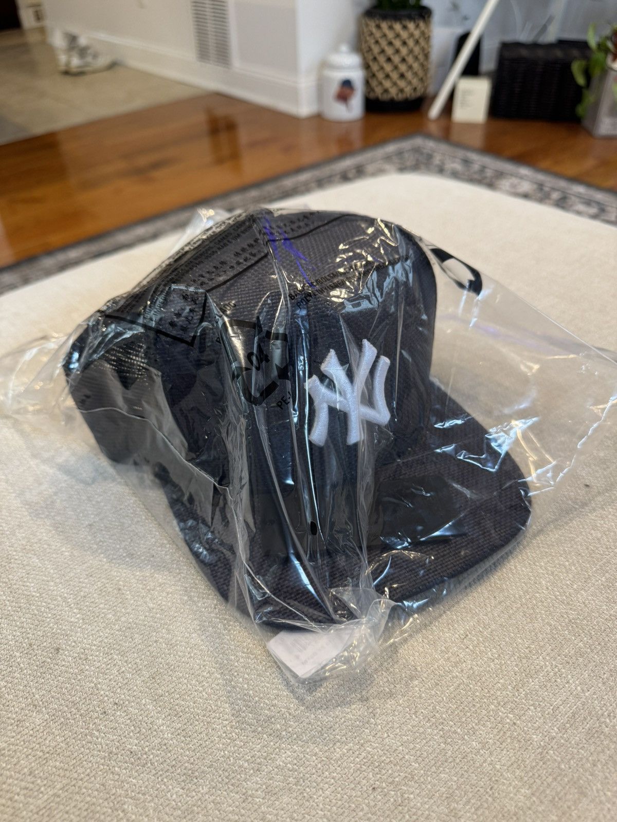 Kith × New Era KIth & New Era New York Yankees Raffia 9FIFTY Snapback Size ONE SIZE - 10 Thumbnail