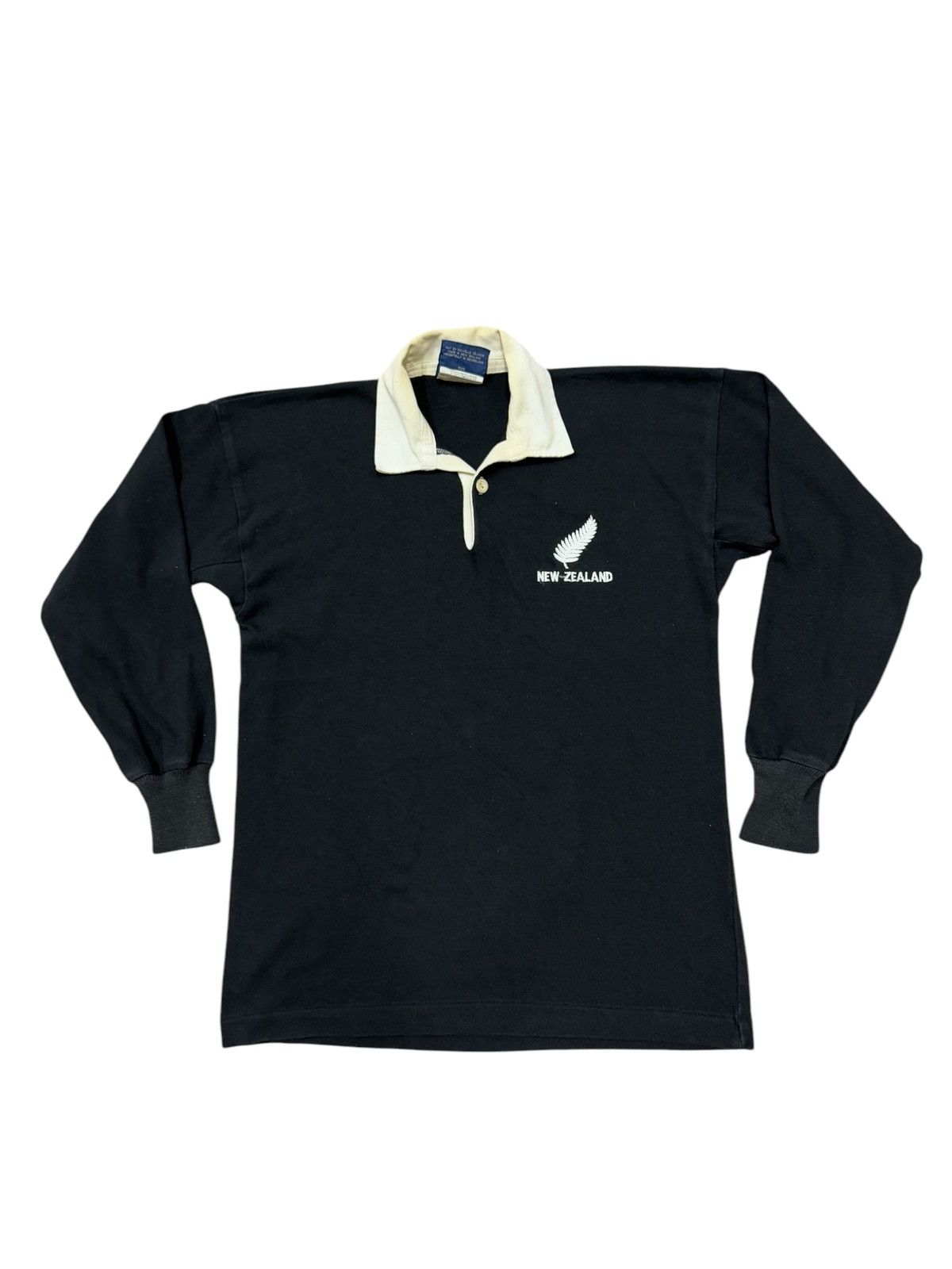 Canterbury of New Zealand Vintage Canterbury of New Zealend Longsleeve Polo Shirt Size US S / EU 44-46 / 1 - 1 Thumbnail