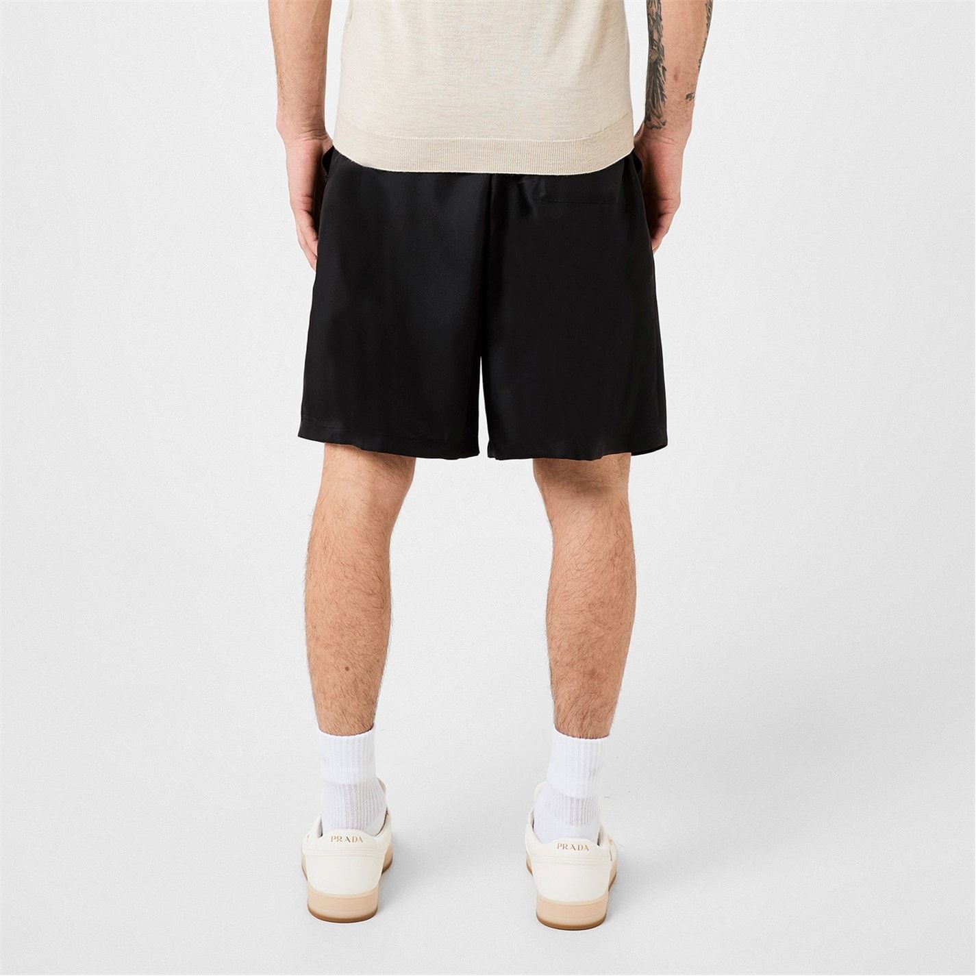 Prada PRADA Silk Bermuda Logo Shorts Size US 32 / EU 48 - 4 Thumbnail