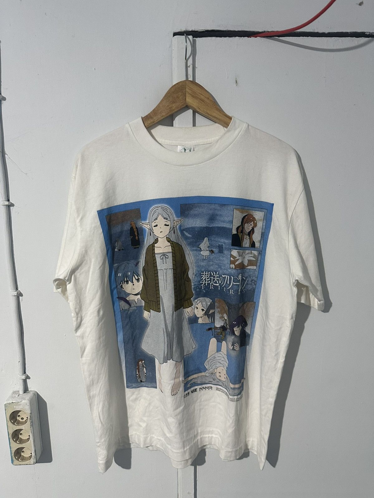 Anime FRIEREN ANIME TSHIRT Size US L / EU 52-54 / 3 - 1 Thumbnail