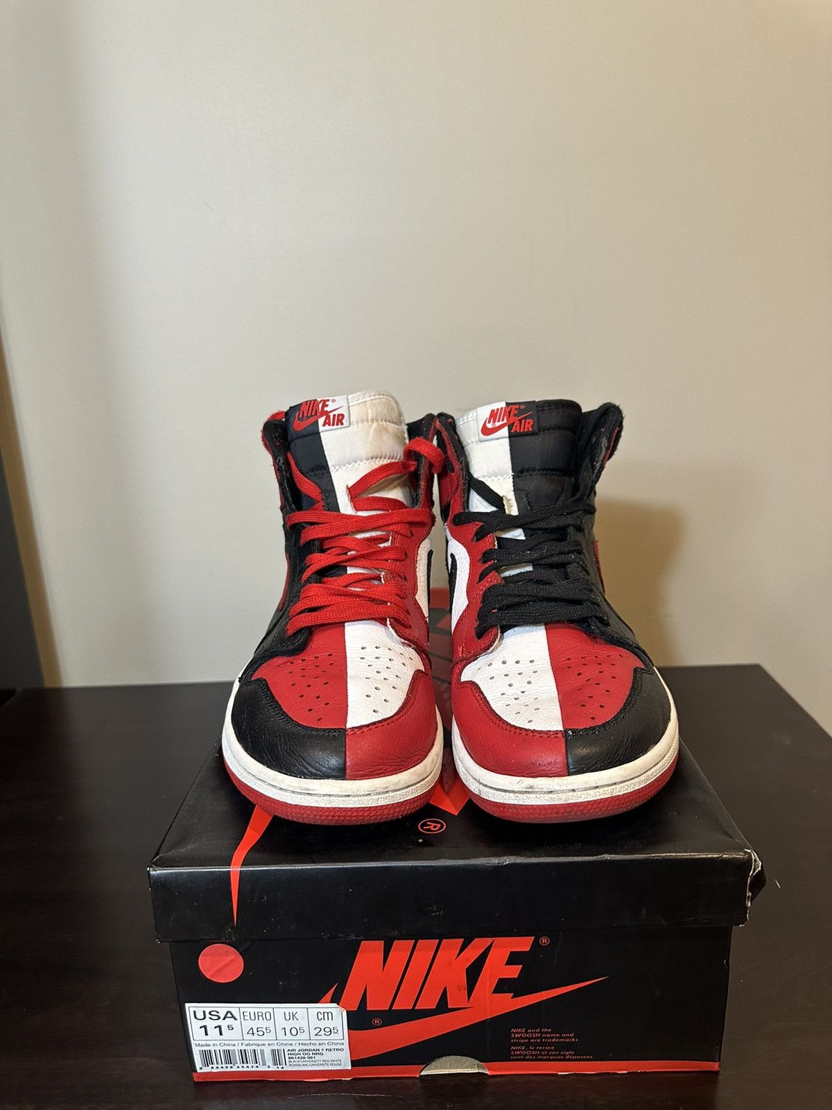 Jordan 1 Retro High Homage To Home US Sz 11.5